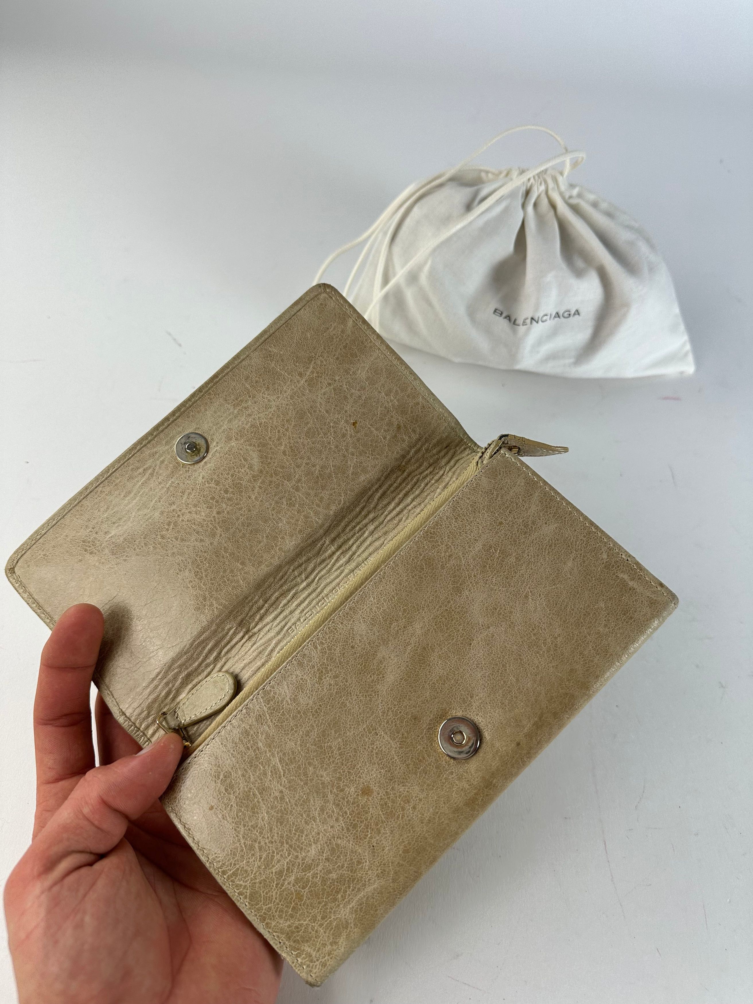 Balenciaga Vintage City Leather Long Wallet Beige Size ONE SIZE - 4 Thumbnail