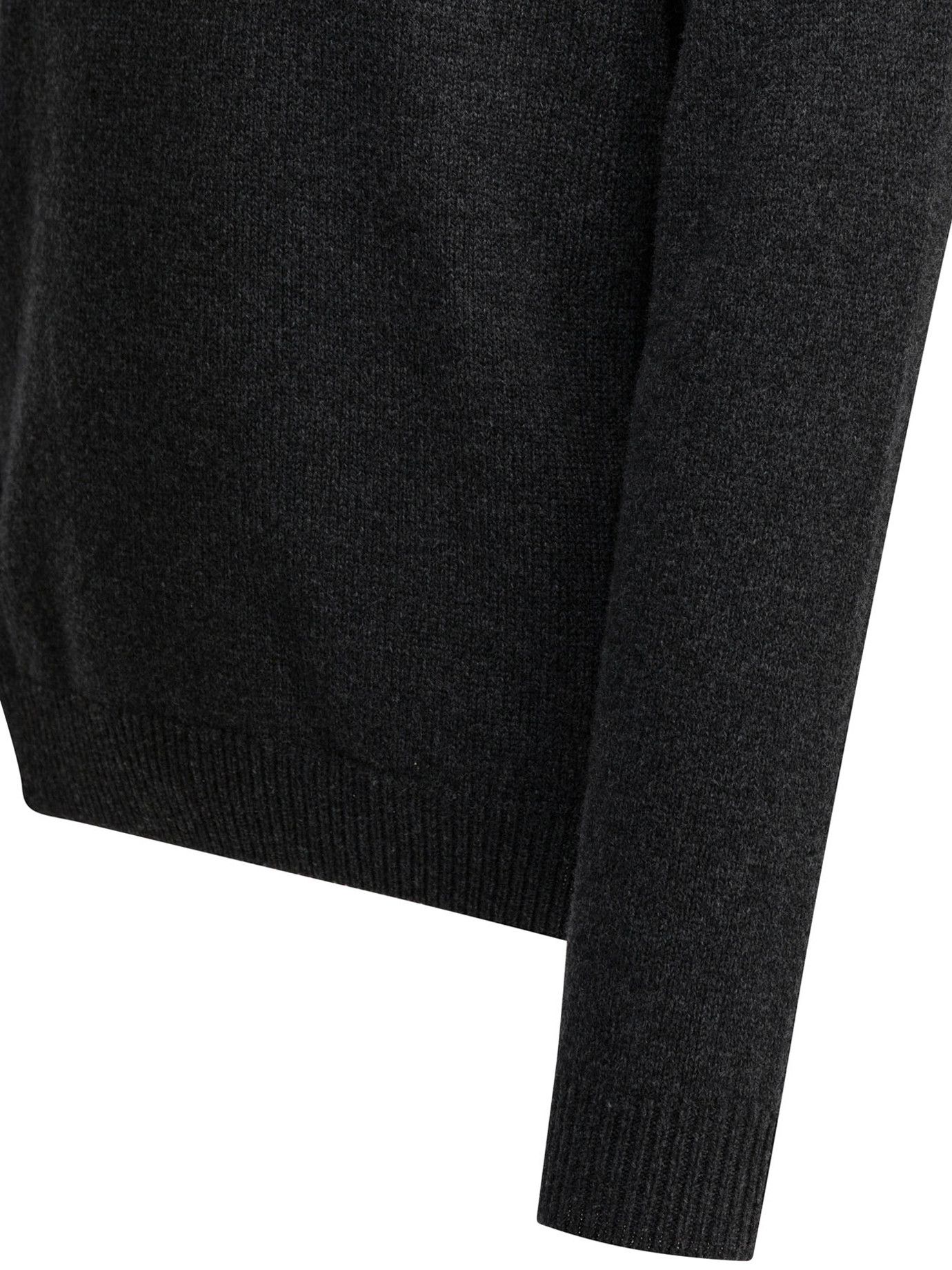 Celine Celine Knitwear tag size M Men - USA Duties Paid Size US M / EU 48-50 / 2 - 4 Thumbnail