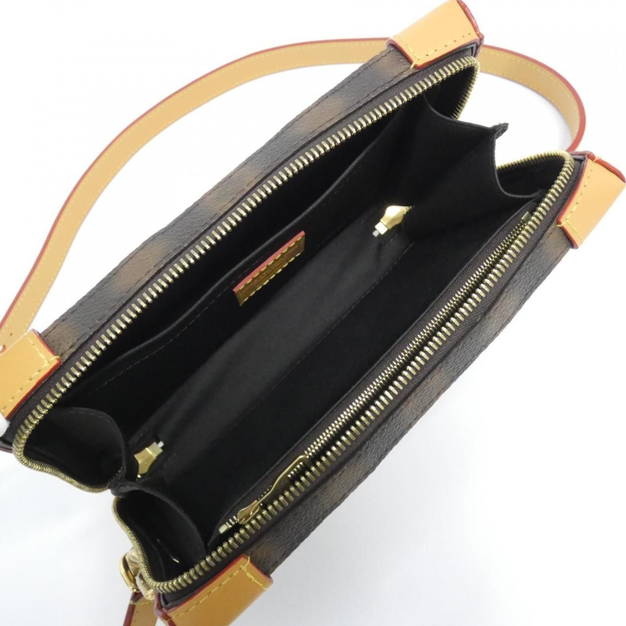 Louis Vuitton Louis Vuitton Louis Vuitton This Is Not Monogram Coated Canvas Shoulder Bag Textile Shoulder Bag M81580 DUTY FREE for USA Size ONE SIZE - 8 Thumbnail