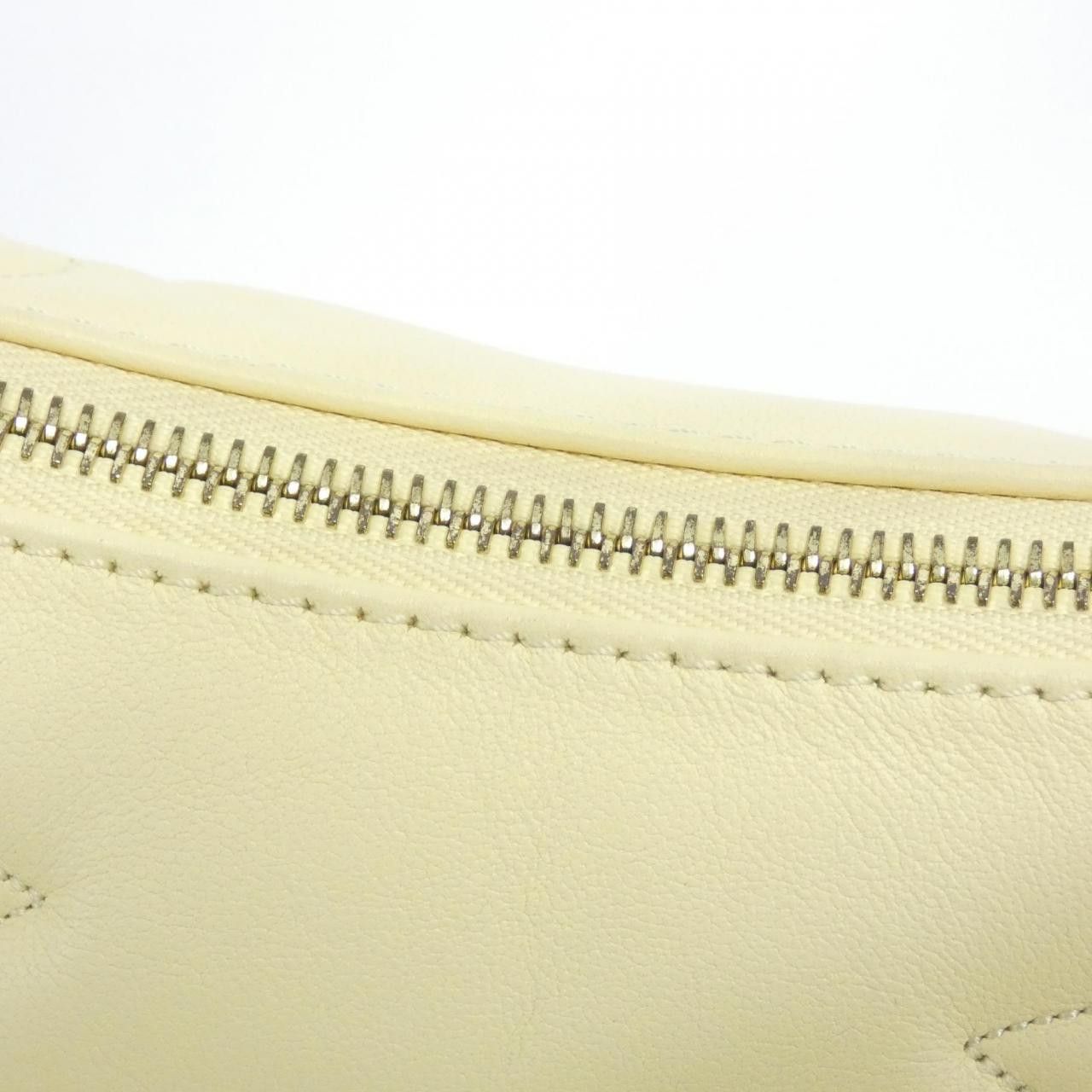 Louis Vuitton Louis Vuitton Louis Vuitton Bubblegram Over The Moon Calf Shoulder Bag Leather Shoulder Bag M59823 DUTY FREE for USA Size ONE SIZE - 4 Thumbnail