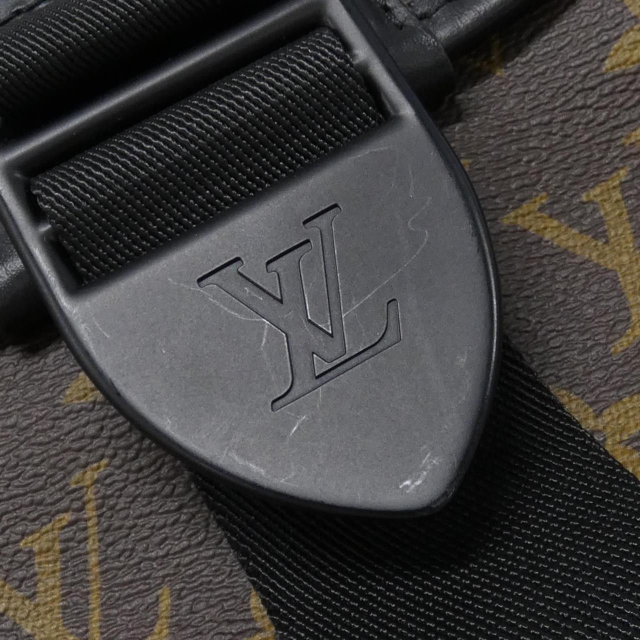 Louis Vuitton Louis Vuitton Louis Vuitton Archie Messenger Monogram Macassar Shoulder Bag Textile Shoulder Bag M46442 DUTY FREE for USA Size ONE SIZE - 4 Thumbnail