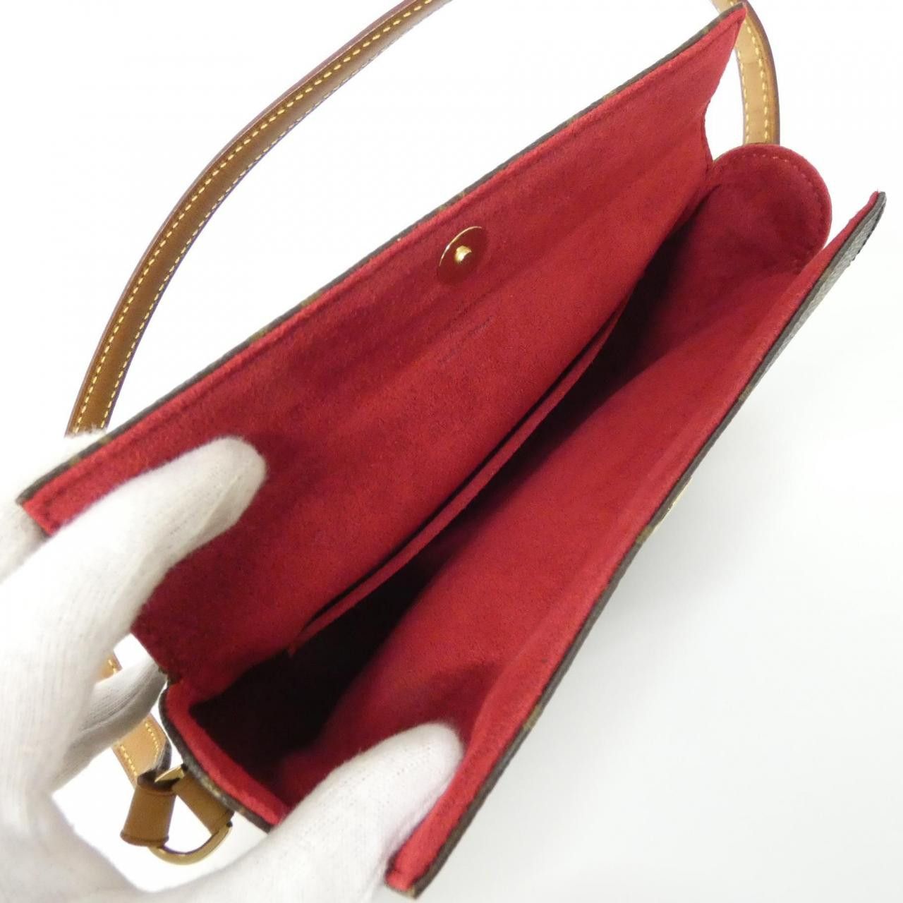 Louis Vuitton Louis Vuitton Louis Vuitton Monogram Bag Textile Shoulder Bag M51900 DUTY FREE for USA Size ONE SIZE - 8 Thumbnail