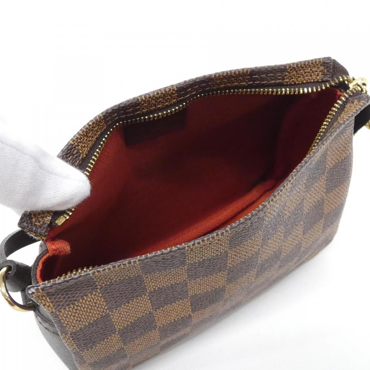 Louis Vuitton Louis Vuitton Louis Vuitton Damier Makeup Pouch Textile Vanity Bag N51982 DUTY FREE for USA Size ONE SIZE - 5 Thumbnail