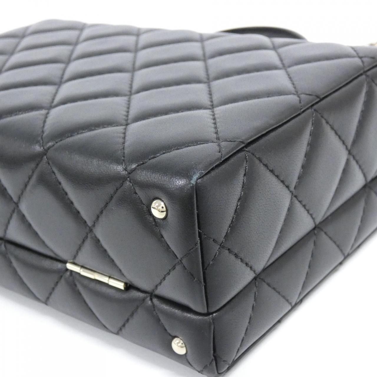 Chanel Chanel Chanel Lambskin Shoulder Bag Leather Crossbody Bag AS5167 DUTY FREE for USA Size ONE SIZE - 3 Thumbnail