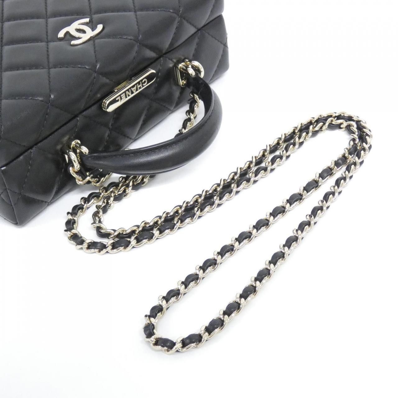 Chanel Chanel Chanel Lambskin Shoulder Bag Leather Crossbody Bag AS5167 DUTY FREE for USA Size ONE SIZE - 5 Thumbnail