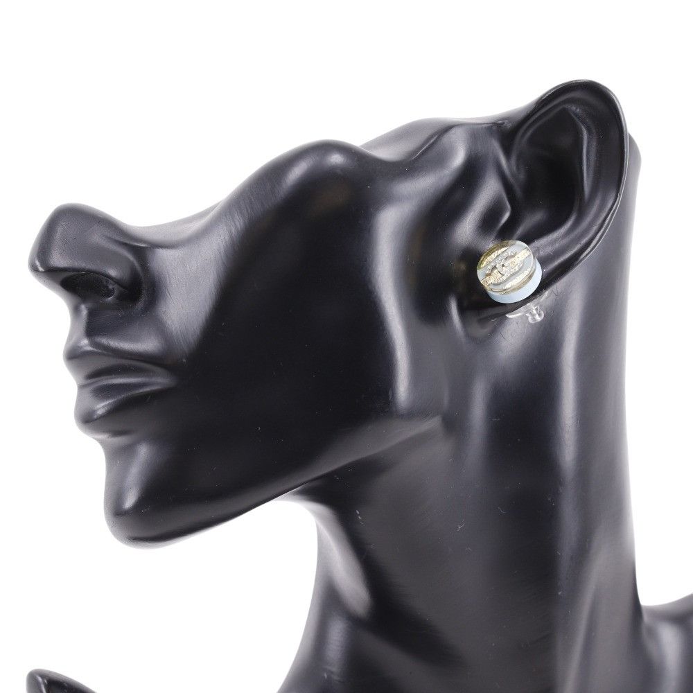 Chanel Chanel Chanel Logo Coco Mark Earrings Plastic / Synthetic Earrings DUTY FREE for USA Size ONE SIZE - 2 Thumbnail