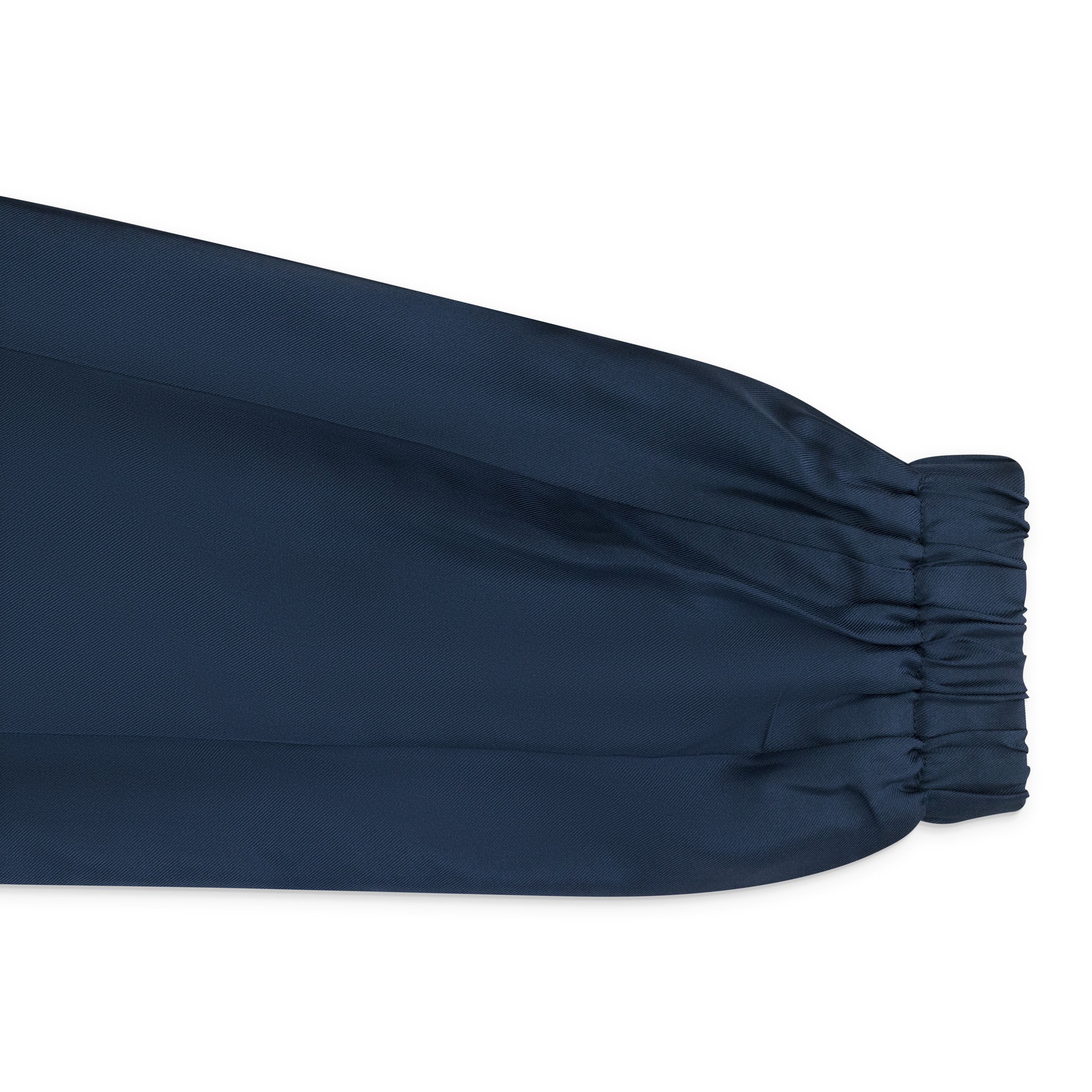 Sinclair Global Sinclair Global NAVY SILK TRACK JACKET SIZE L Size US L / EU 52-54 / 3 - 7 Thumbnail