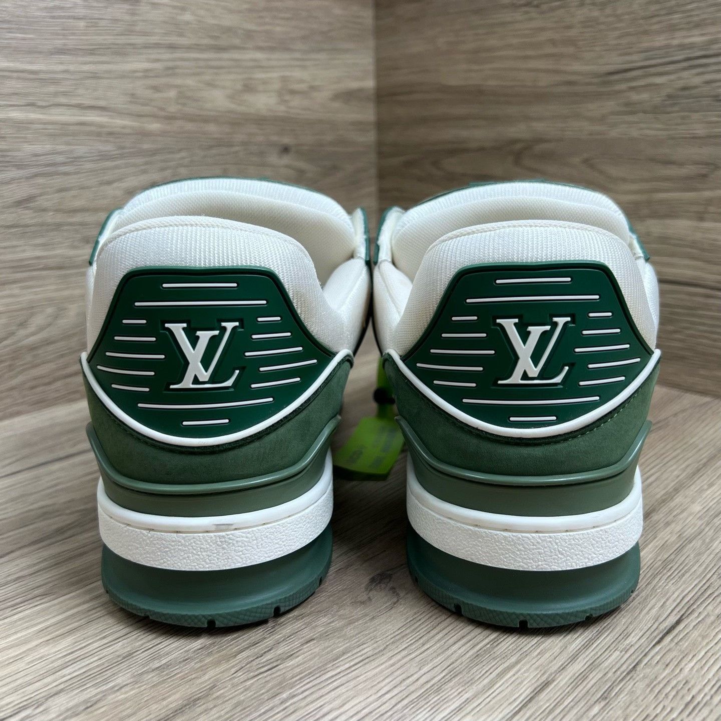 Louis Vuitton Louis Vuitton Training Green Lowtop Sneakers 10 Men Size US 10 / EU 43 - 4 Thumbnail