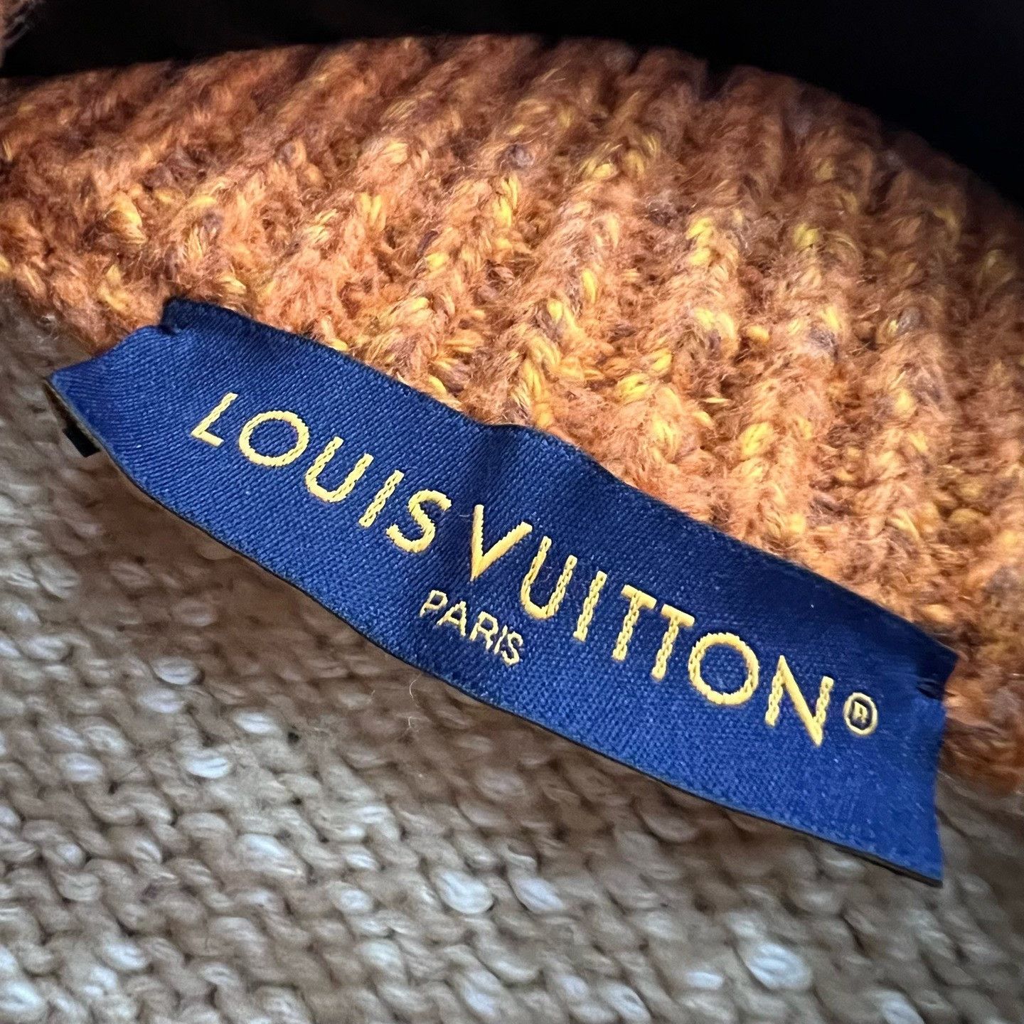 Louis Vuitton Louis Vuitton Collab Sweater L Women Size L / US 10 / IT 46 - 2 Thumbnail