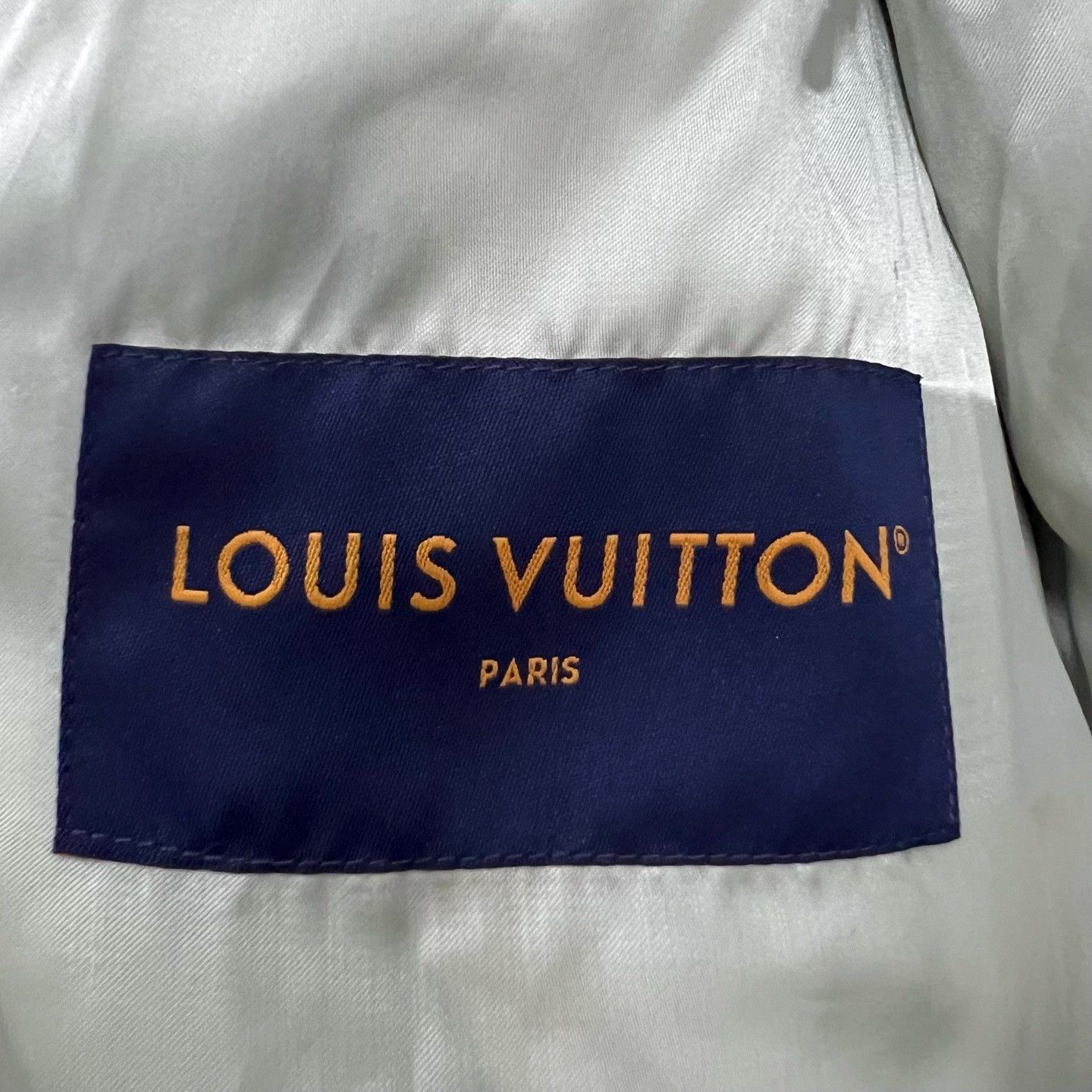 Louis Vuitton Louis Vuitton Embroidered Light Jacket s Men Size US S / EU 44-46 / 1 - 3 Thumbnail