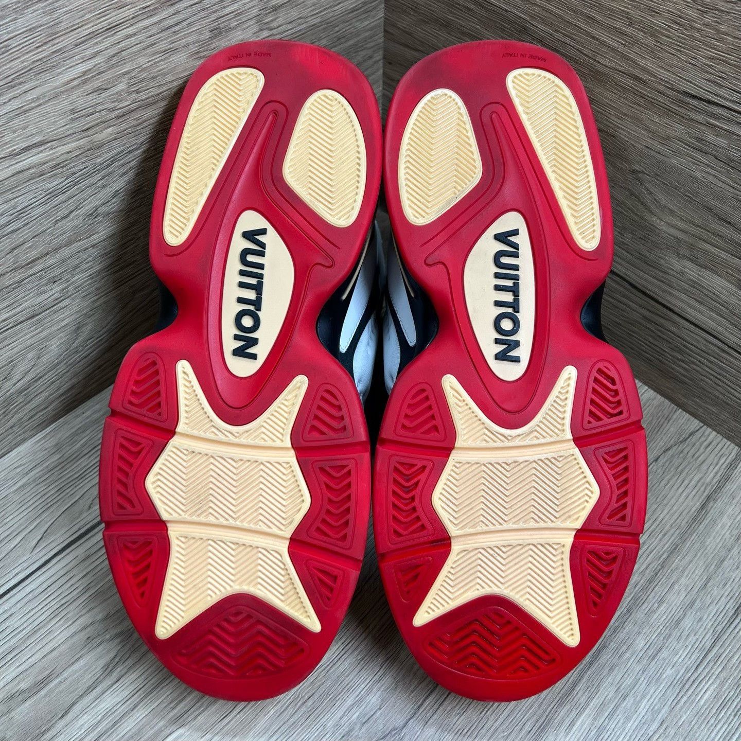 Louis Vuitton Louis Vuitton Training Red Hitop Sneakers 8 Men Size US 8 / EU 41 - 5 Thumbnail