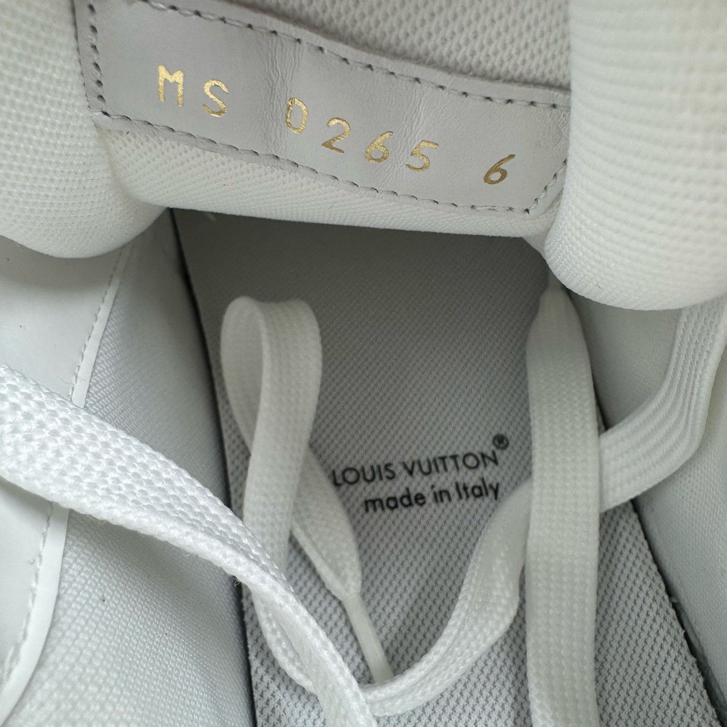 Louis Vuitton Louis Vuitton Training Denim White Lowtop Sneakers 7 Men Size US 7 / EU 40 - 7 Thumbnail