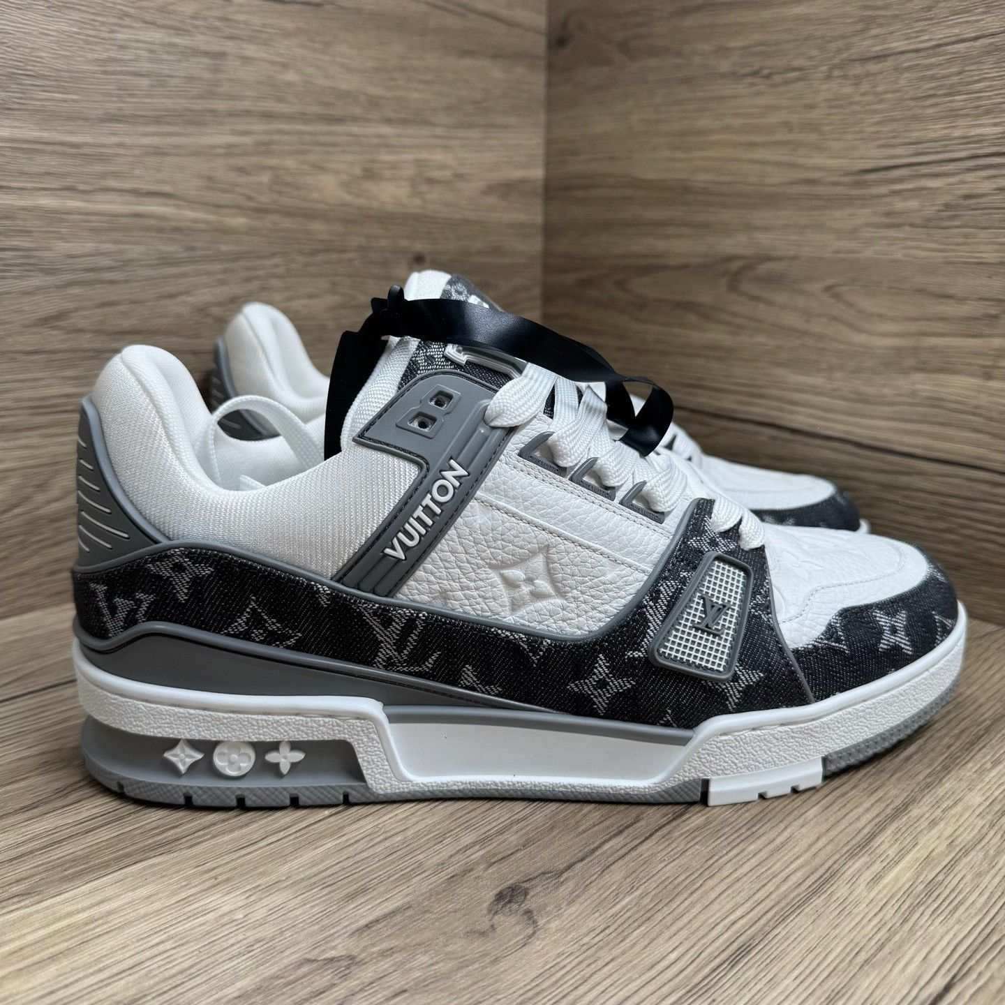 Louis Vuitton Louis Vuitton Training Denim White Lowtop Sneakers 7 Men Size US 7 / EU 40 - 4 Thumbnail