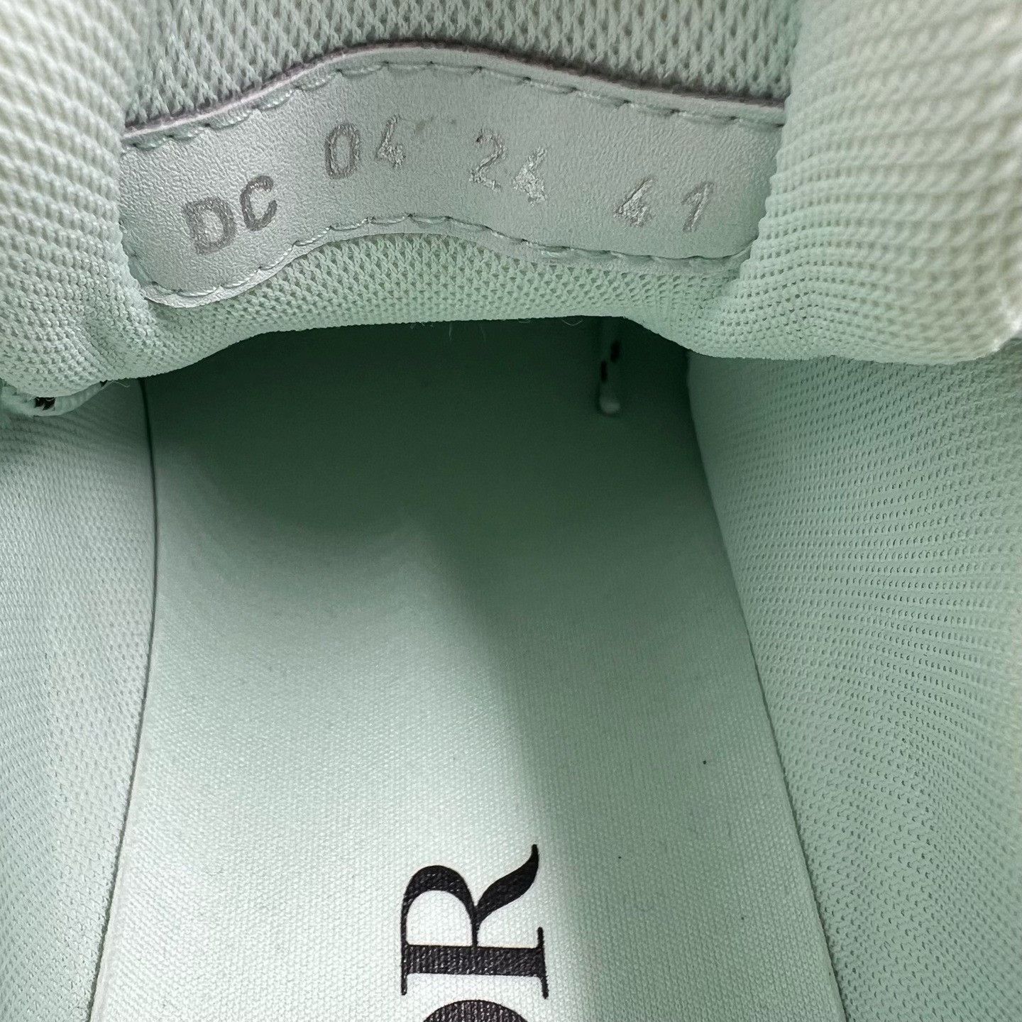 Dior Dior Green Lowtop Sneakers 7 Men Size US 7 / EU 40 - 7 Thumbnail