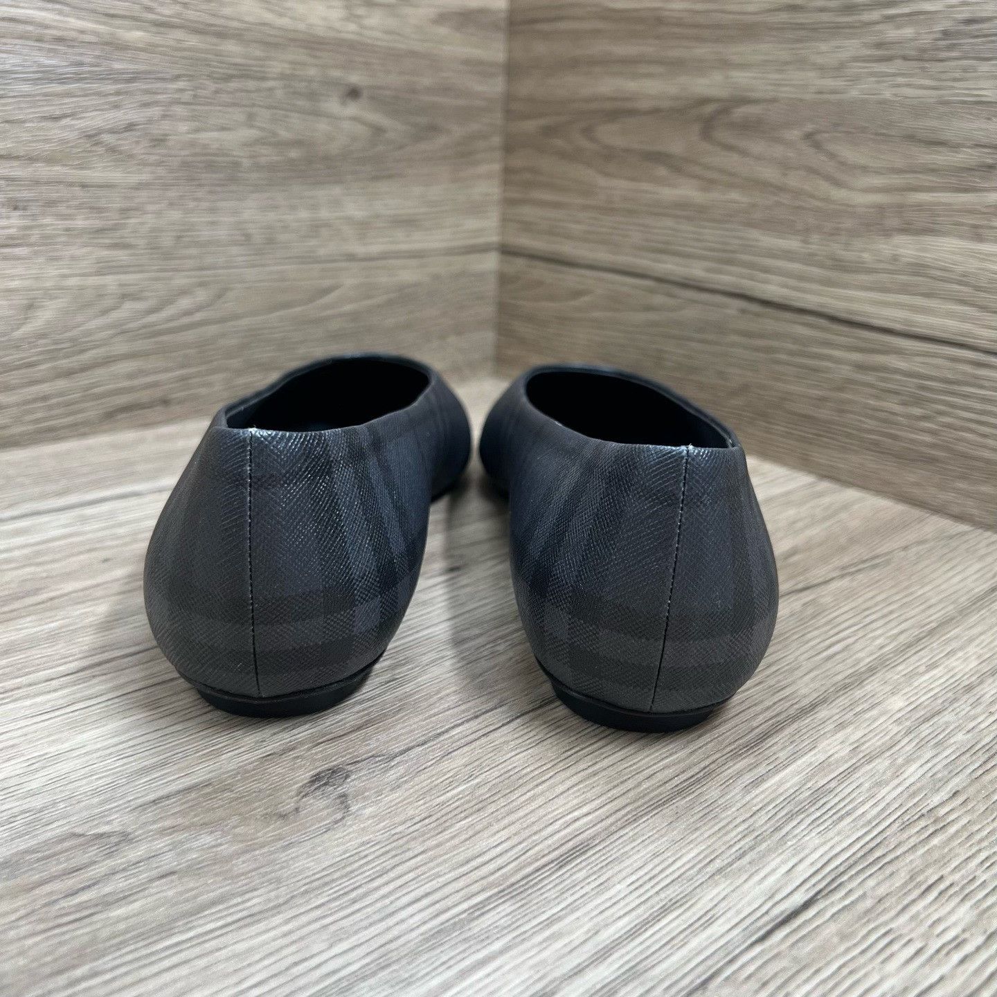 Burberry Burberry Plaid Black Lowtop Sneakers us_8-5 Women Size US 8.5 / IT 38.5 - 5 Thumbnail