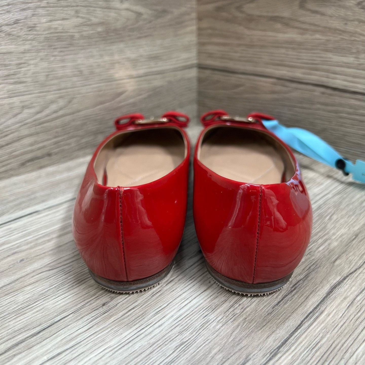 Salvatore Ferragamo Salvatore Ferragamo Red Lowtop Sneakers us_6 Women Size US 6 / IT 36 - 4 Thumbnail