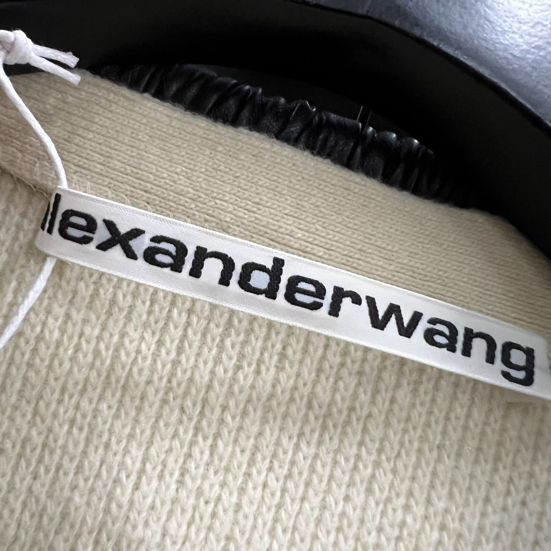 Alexander Wang Alexander Wang Leather Sweater XS Women Size XS / US 0-2 / IT 36-38 - 2 Thumbnail