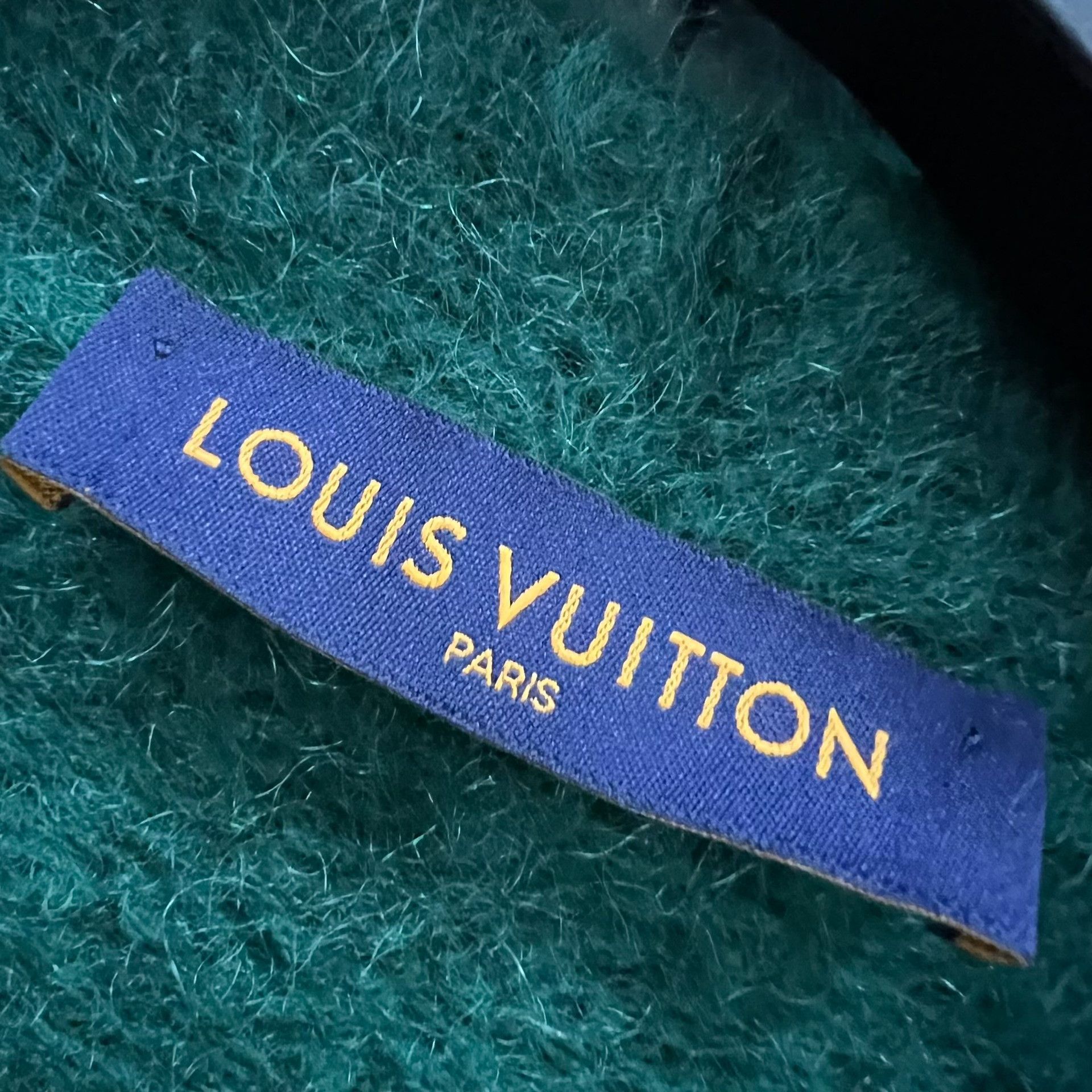 Louis Vuitton Louis Vuitton Knit Printed Sweater XL Women Size XL / US 12-14 / IT 48-50 - 2 Thumbnail