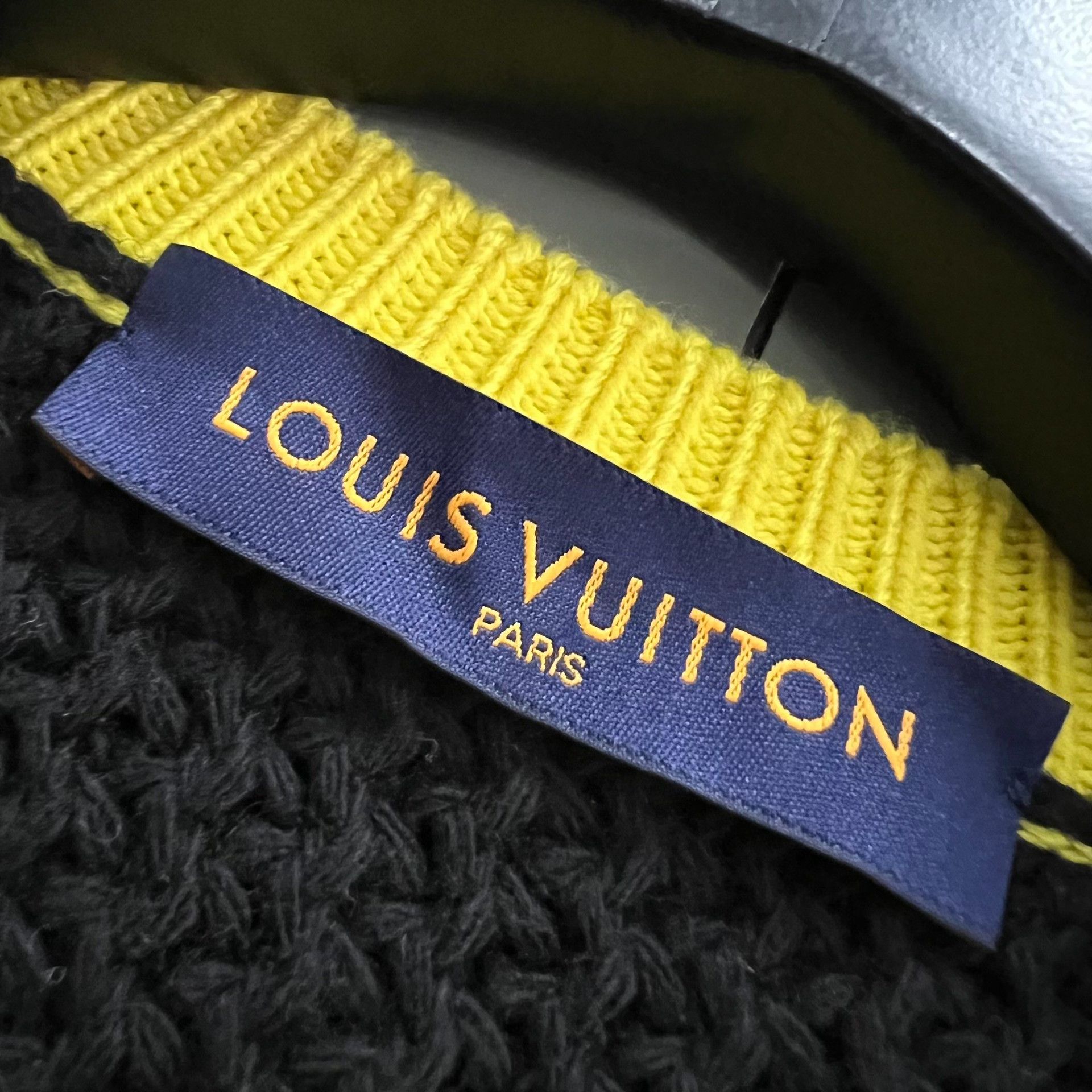 Louis Vuitton Louis Vuitton Knit Sweater m Men Size US M / EU 48-50 / 2 - 2 Thumbnail