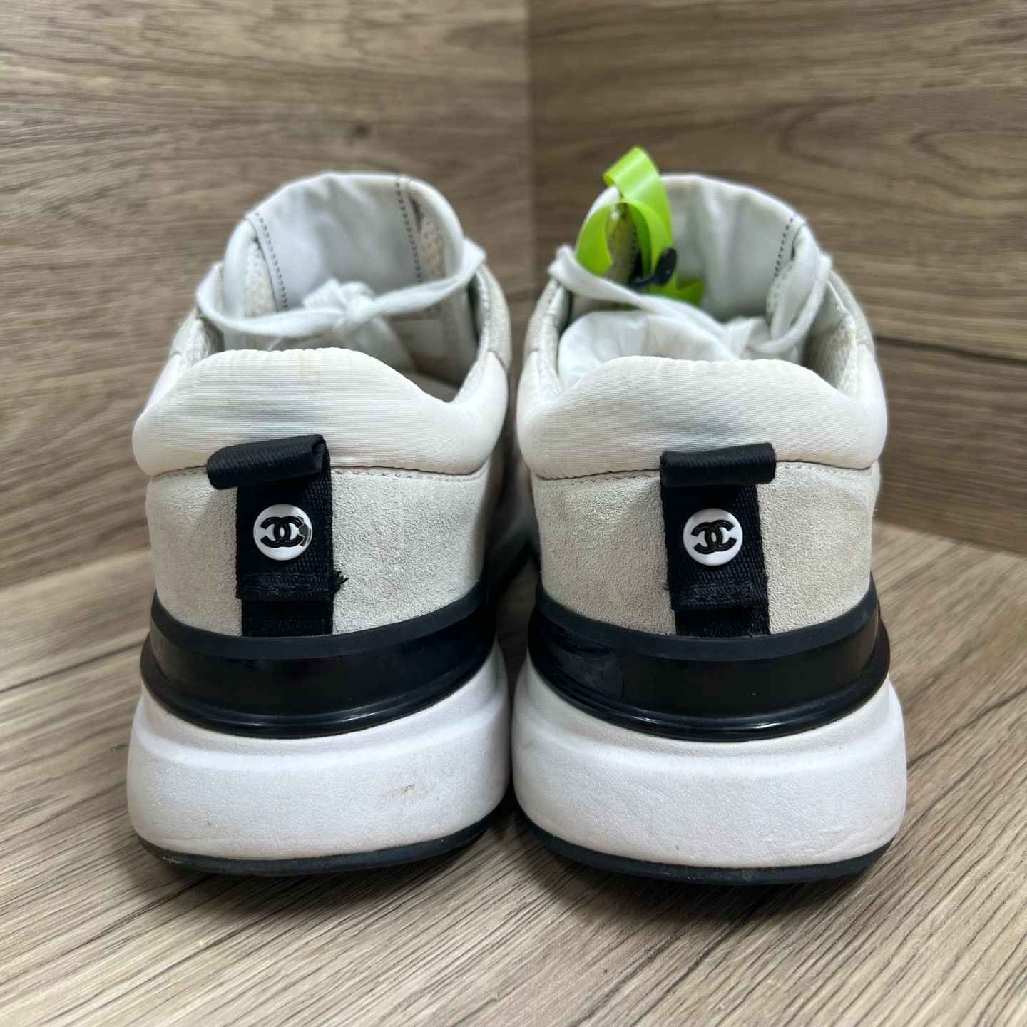 Chanel Chanel White Lowtop Sneakers us_8 Women Size US 8 / IT 38 - 4 Thumbnail