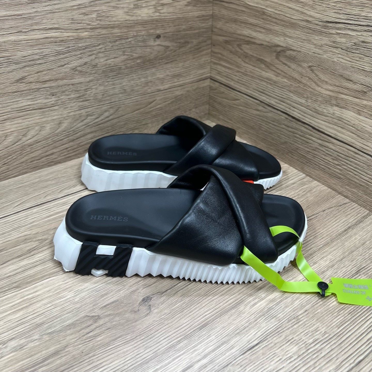 Hermes Hermes Black Sandals us_5 Women Size US 5 / IT 35 - 3 Thumbnail