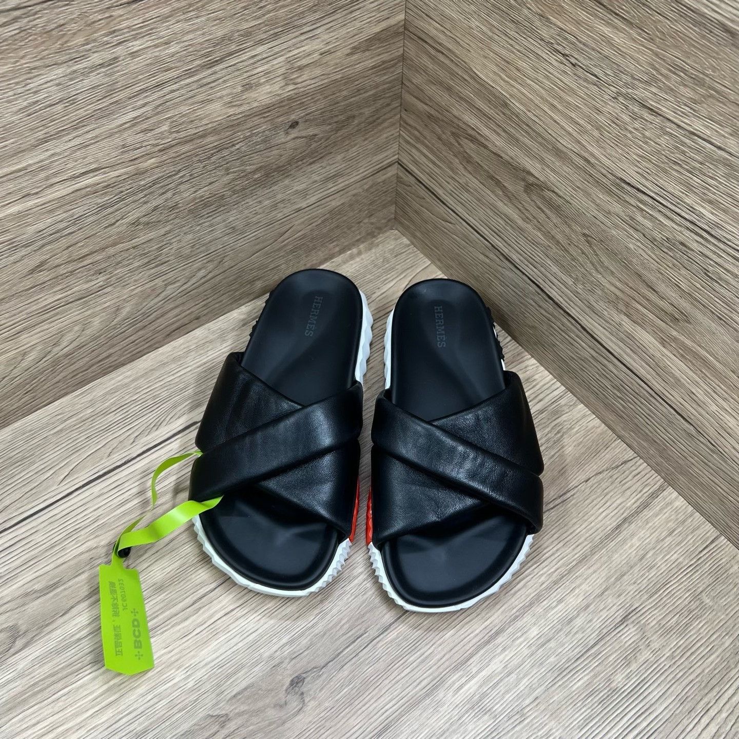 Hermes Hermes Black Sandals us_5 Women Size US 5 / IT 35 - 2 Thumbnail