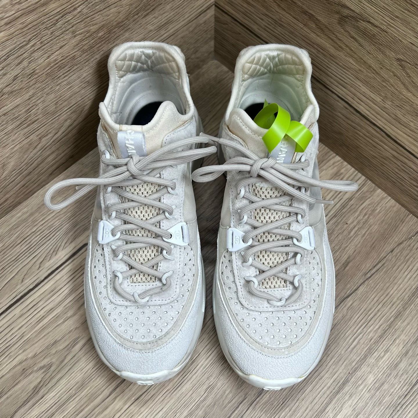 Chanel Chanel Gray Lowtop Sneakers us_7 Women Size US 7 / IT 37 - 3 Thumbnail