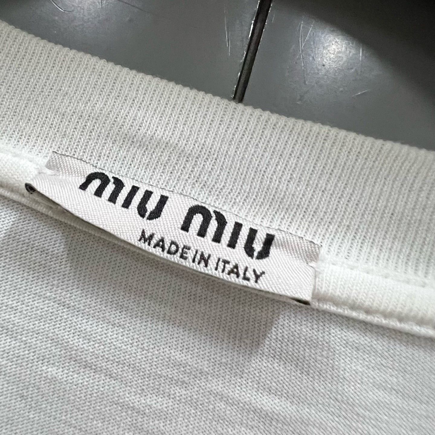 Miu Miu Miu Miu Floral Embroidered T-Shirt M Women Size M / US 6-8 / IT 42-44 - 2 Thumbnail