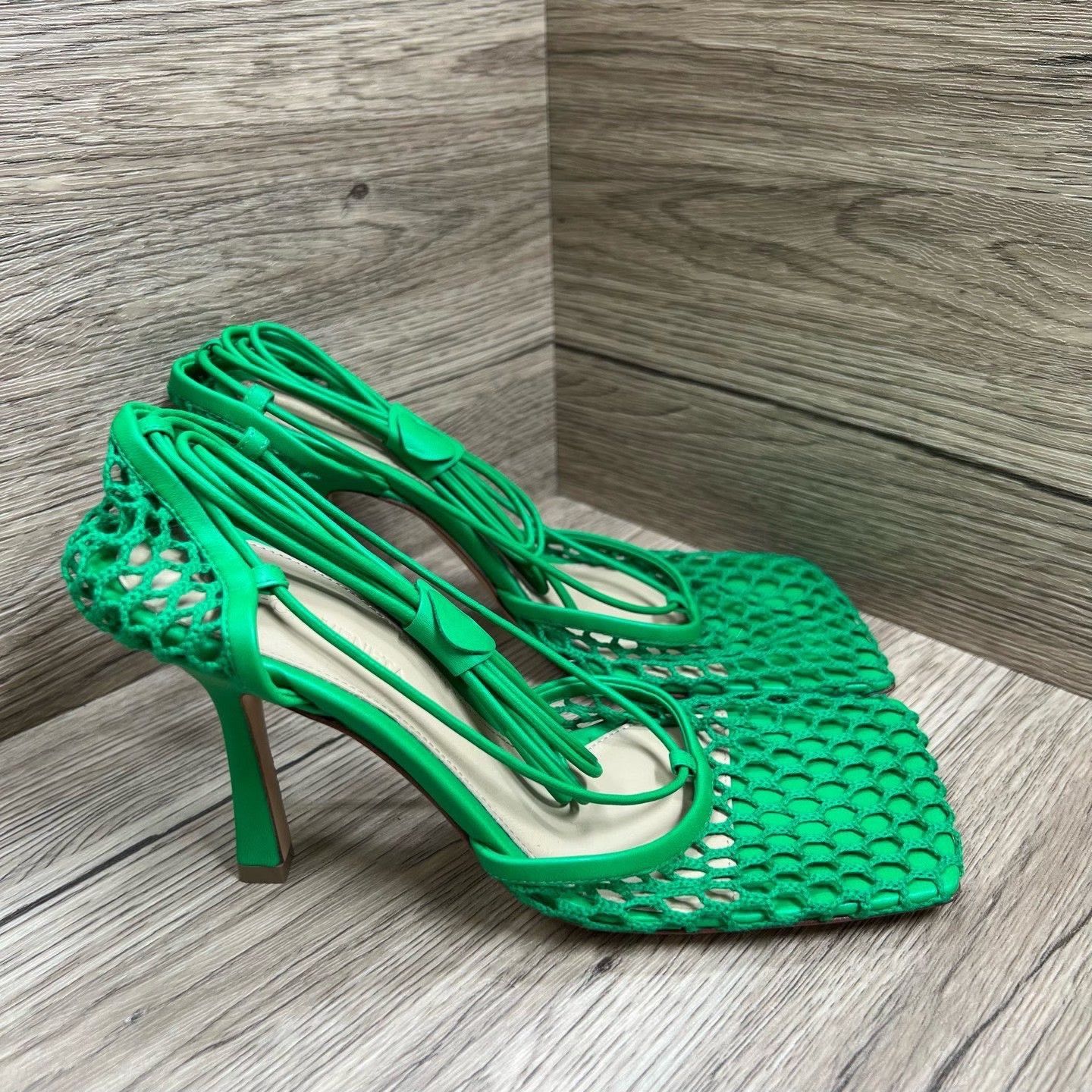 Bottega Veneta Bottega Veneta Green Sandals us_6 Women Size US 6 / IT 36 - 3 Thumbnail