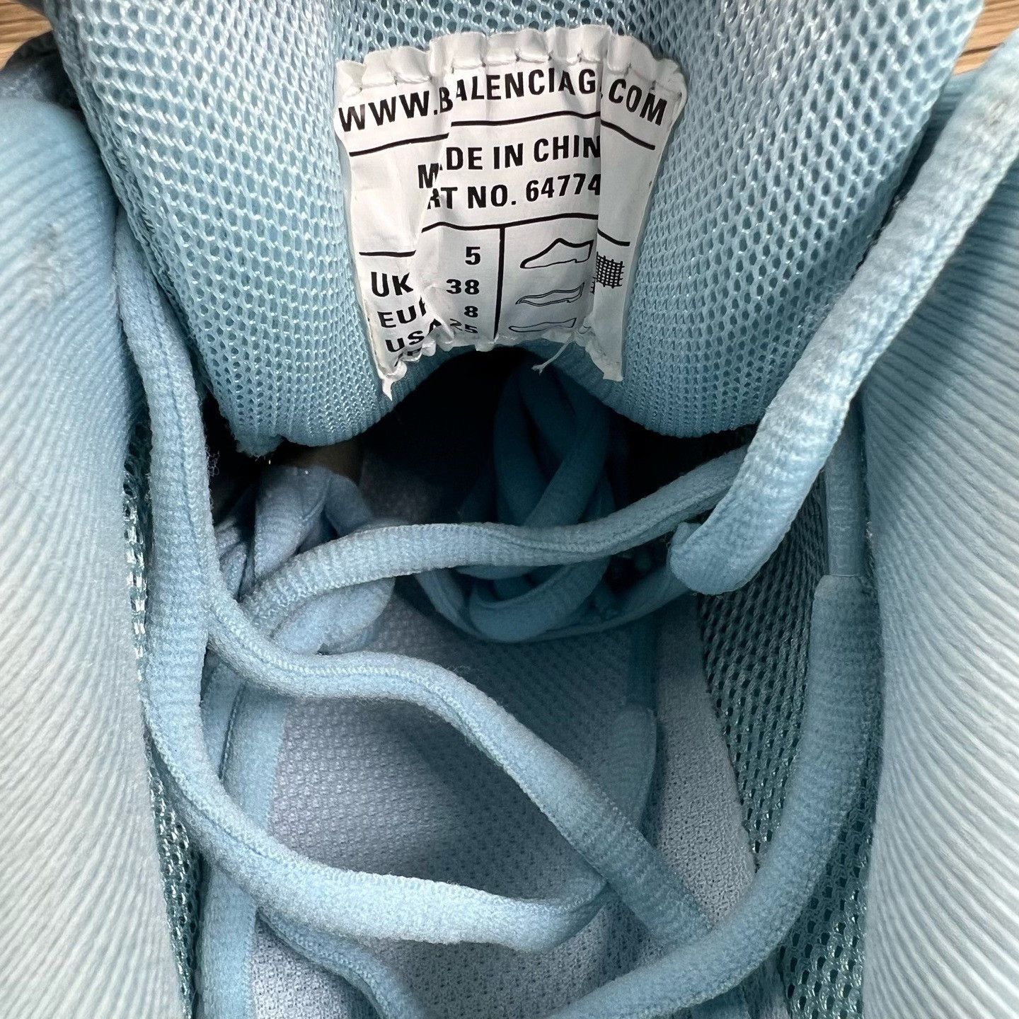 Balenciaga Balenciaga Blue Lowtop Sneakers us_8 Women Size US 8 / IT 38 - 6 Thumbnail