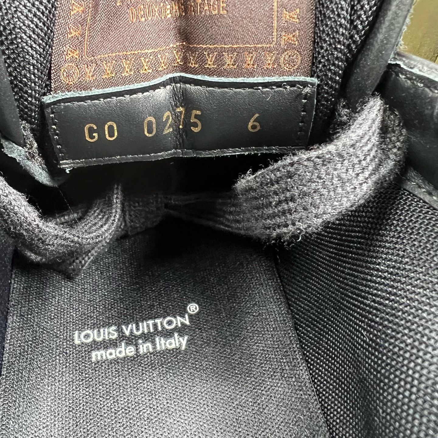Louis Vuitton Louis Vuitton Collab Black Lowtop Sneakers 7 Men Size US 7 / EU 40 - 7 Thumbnail