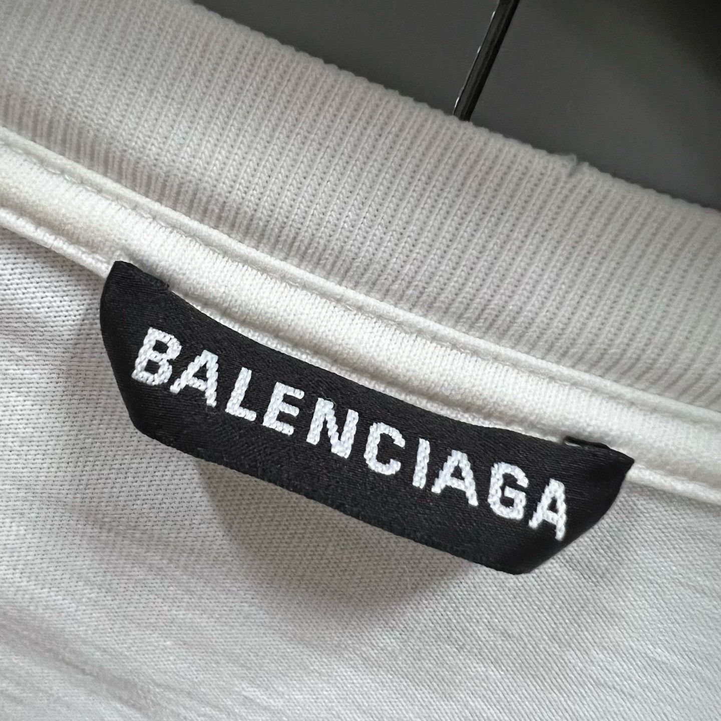 Balenciaga Balenciaga Printed T-Shirt M Women Size M / US 6-8 / IT 42-44 - 2 Thumbnail