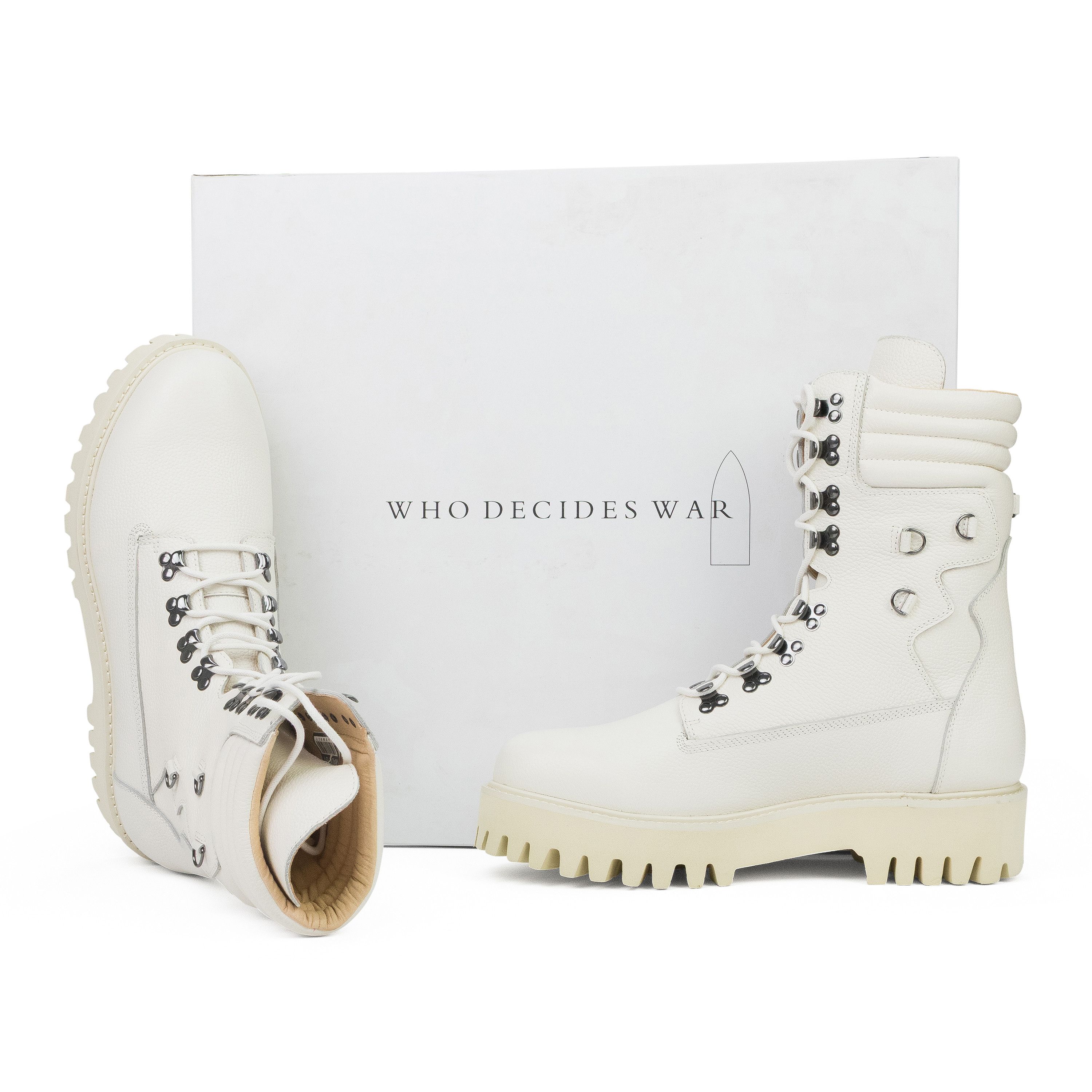 Who Decides War Who Decides War IVORY FIELD BOOTS SIZE 8 Size US 8 / EU 41 - 7 Thumbnail