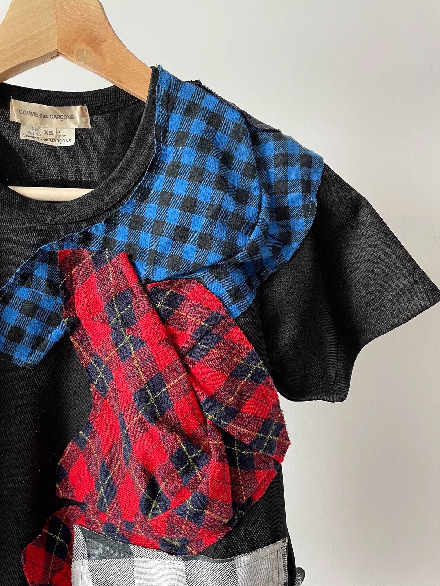 Comme des Garcons Comme des Garçons Collage Short-Sleeve T-Shirt Size XS / US 0-2 / IT 36-38 - 3 Thumbnail