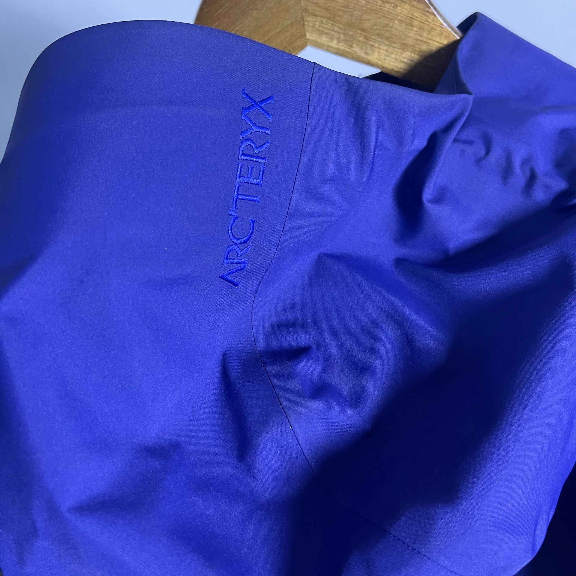 Arc'teryx Arcteryx Beta Jacket Men's Purple Size US M / EU 48-50 / 2 - 7 Thumbnail