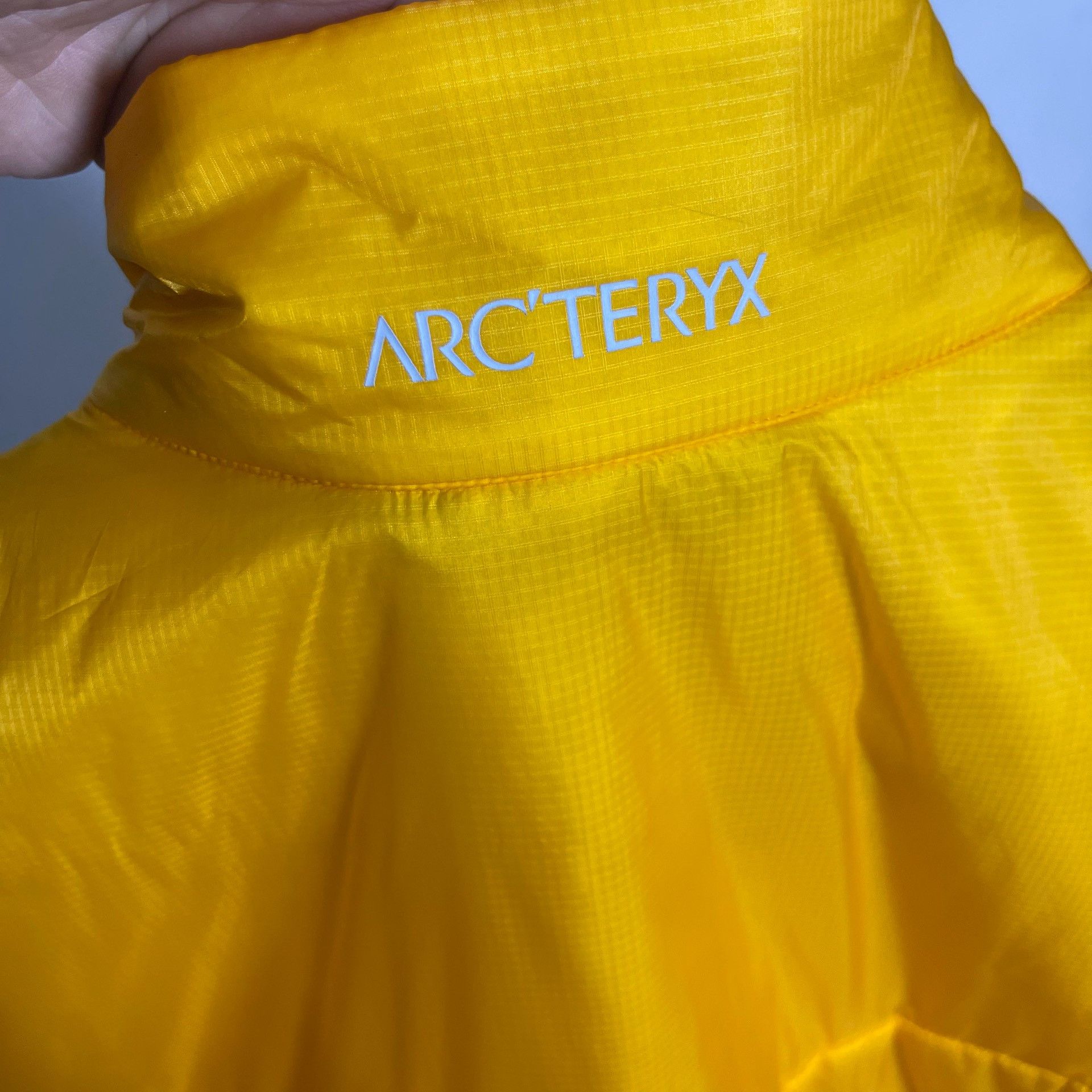 Arc'teryx Arcteryx Men's Solid High Neck Zip Vest Size US L / EU 52-54 / 3 - 6 Thumbnail