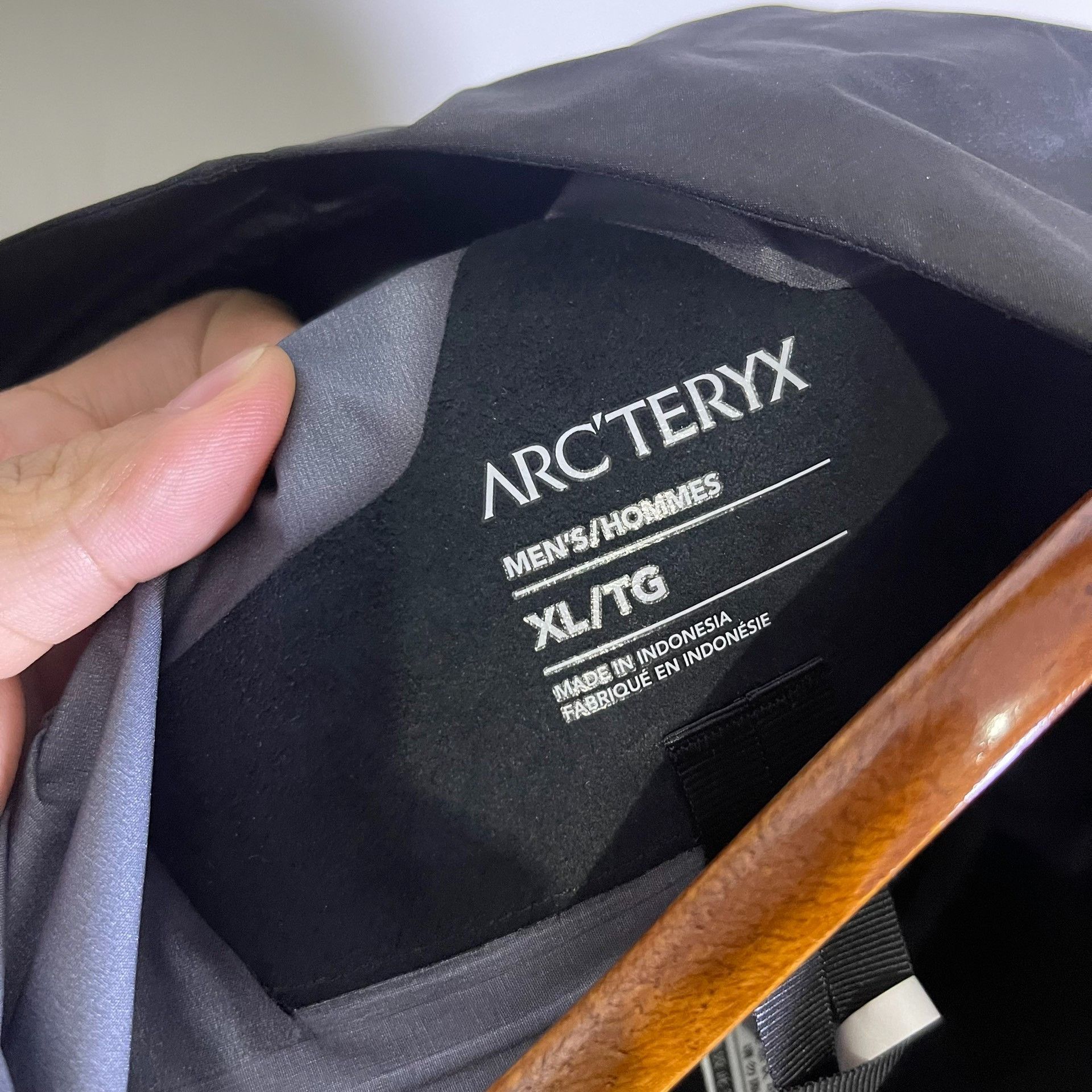 Arc'teryx Arcteryx ALPHA Men's Running Jacket Size US XL / EU 56 / 4 - 4 Thumbnail