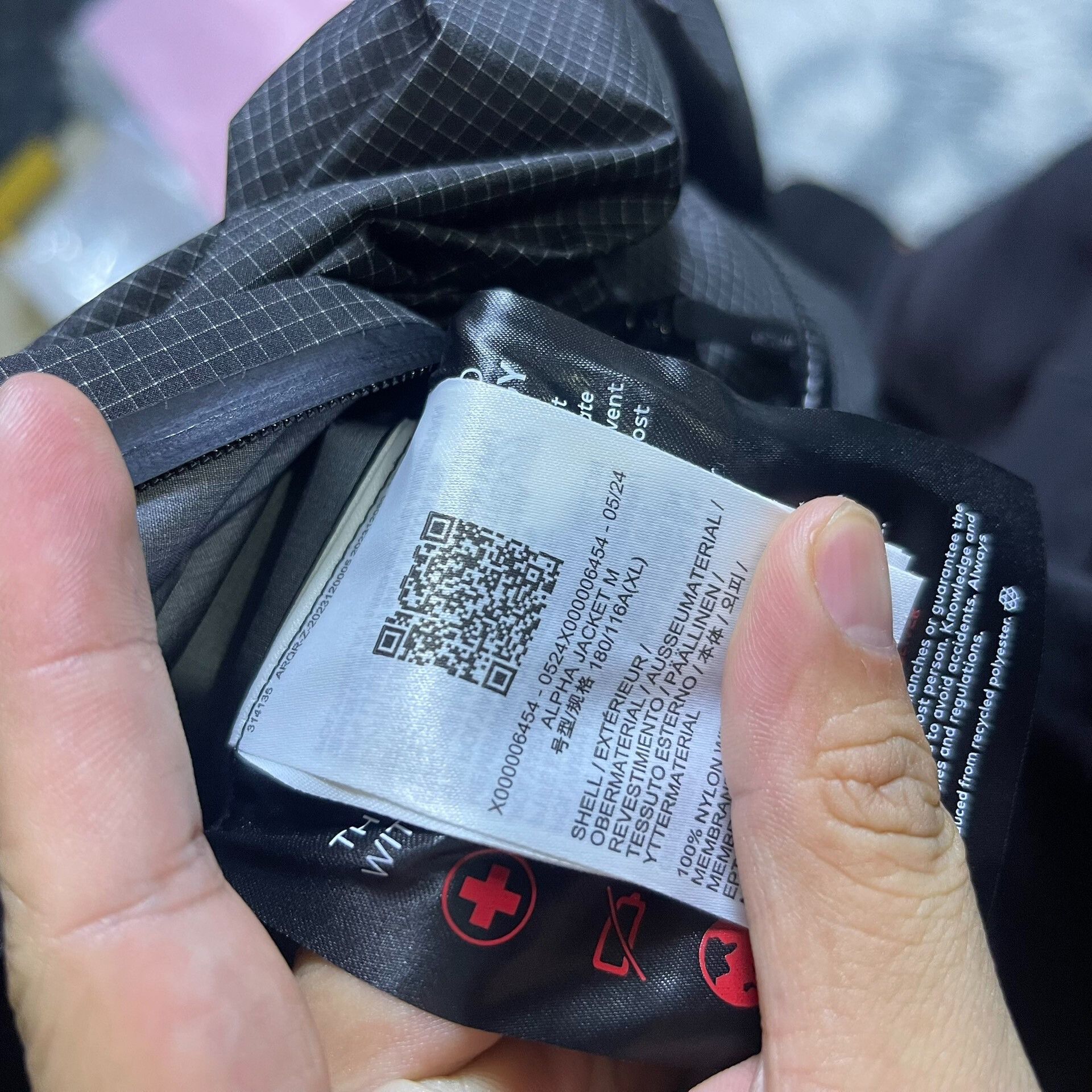 Arc'teryx Arcteryx ALPHA Men's Running Jacket Size US XL / EU 56 / 4 - 5 Thumbnail