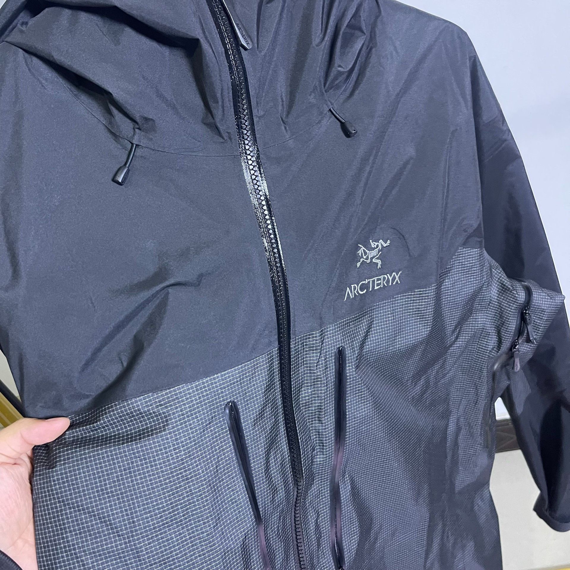 Arc'teryx Arcteryx ALPHA Men's Running Jacket Size US XL / EU 56 / 4 - 2 Thumbnail