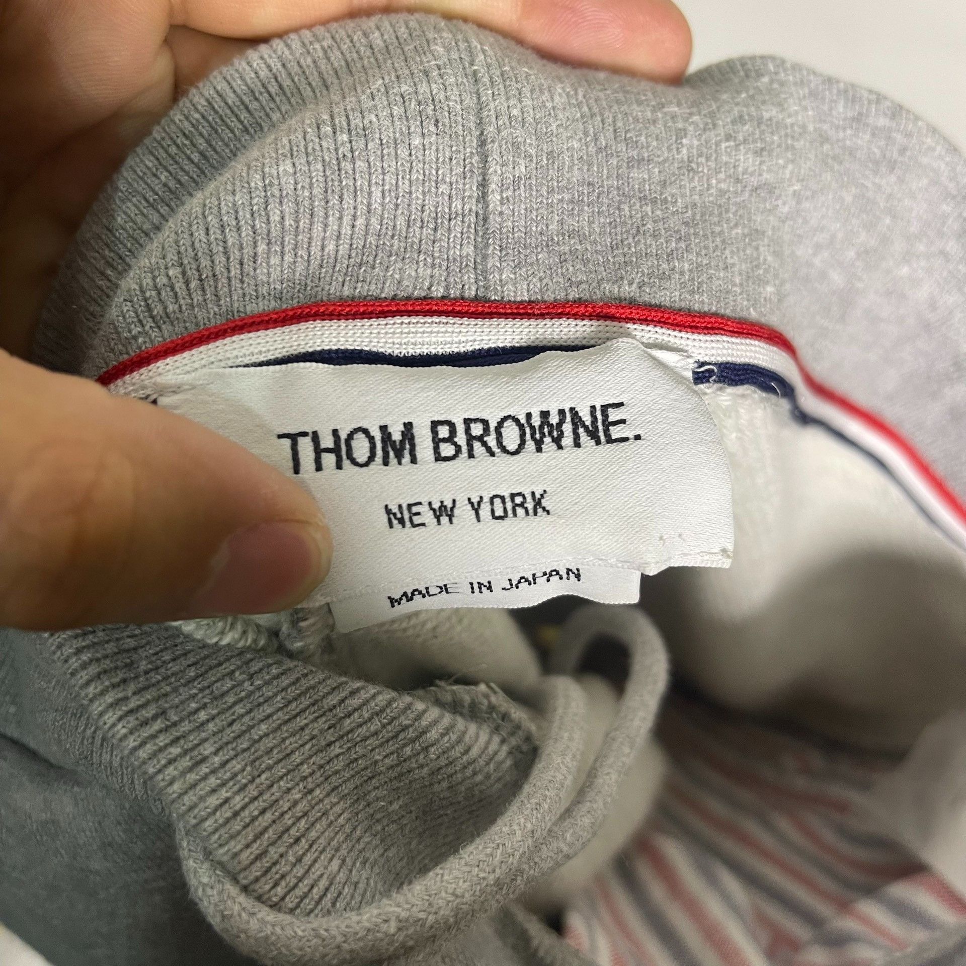 Thom Browne Thom Browne Classic Four-Stripe Shorts Size US 32 / EU 48 - 5 Thumbnail