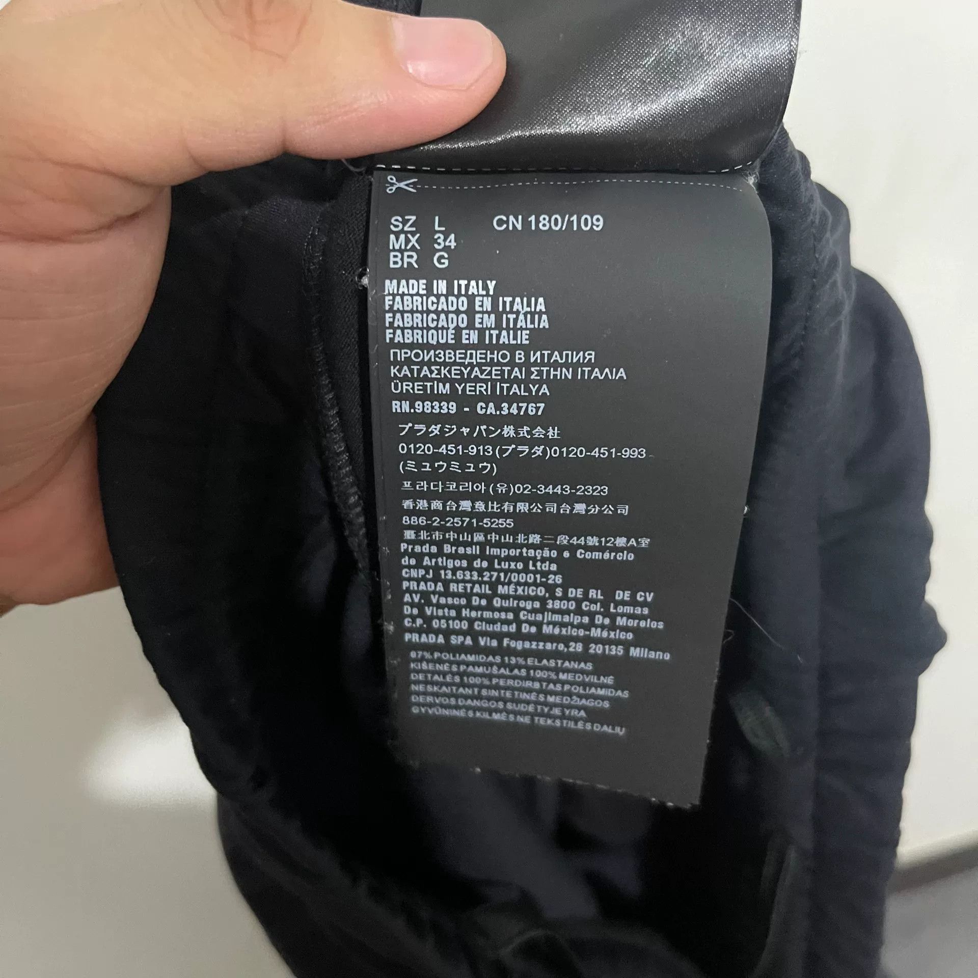 Prada Prada Black Triangle Logo Sports Pants L Size US 28 / EU 44 - 6 Thumbnail