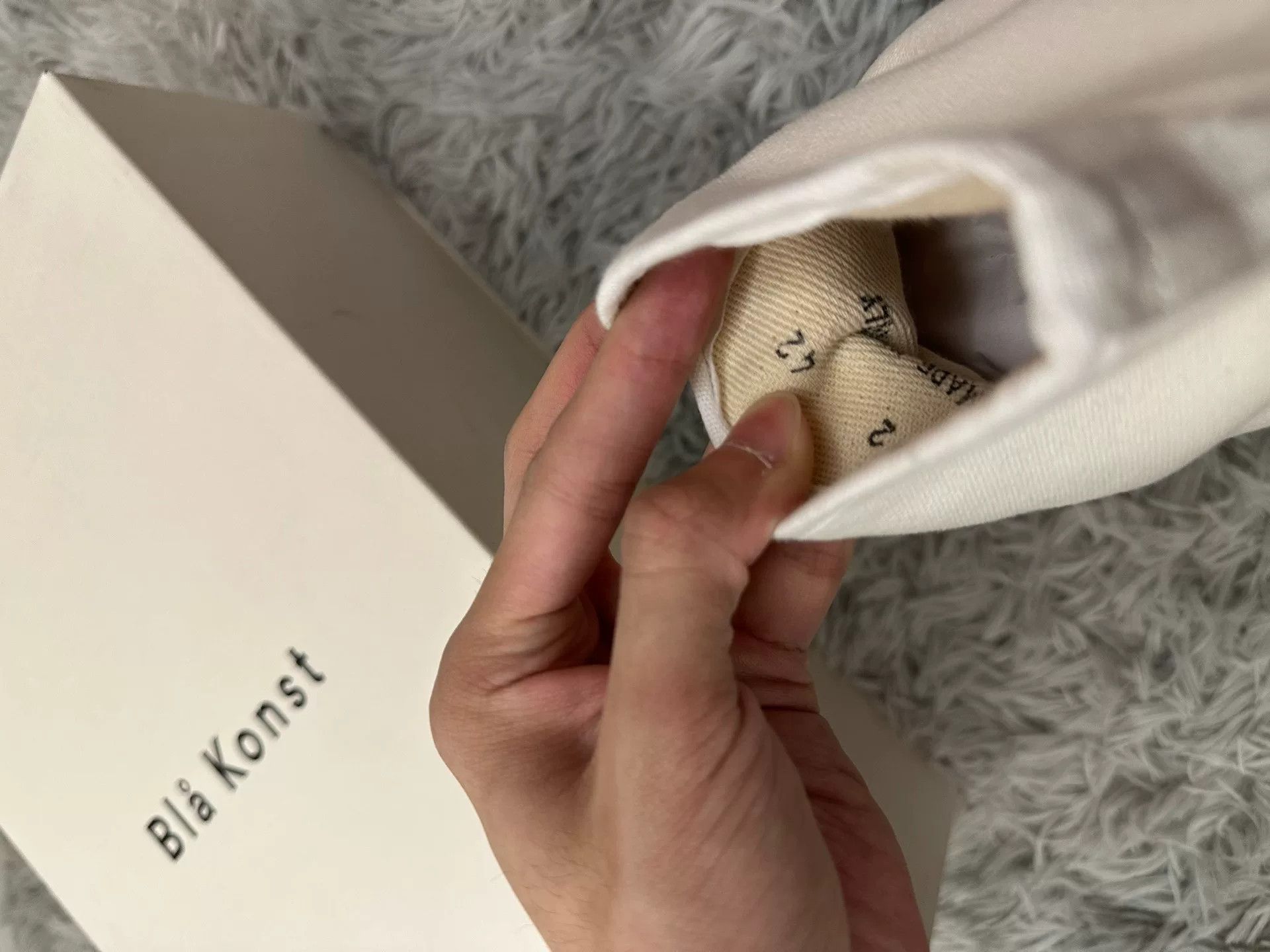 Acne Studios Acne Studios Smiley White Sneakers Size US 9 / EU 42 - 5 Thumbnail