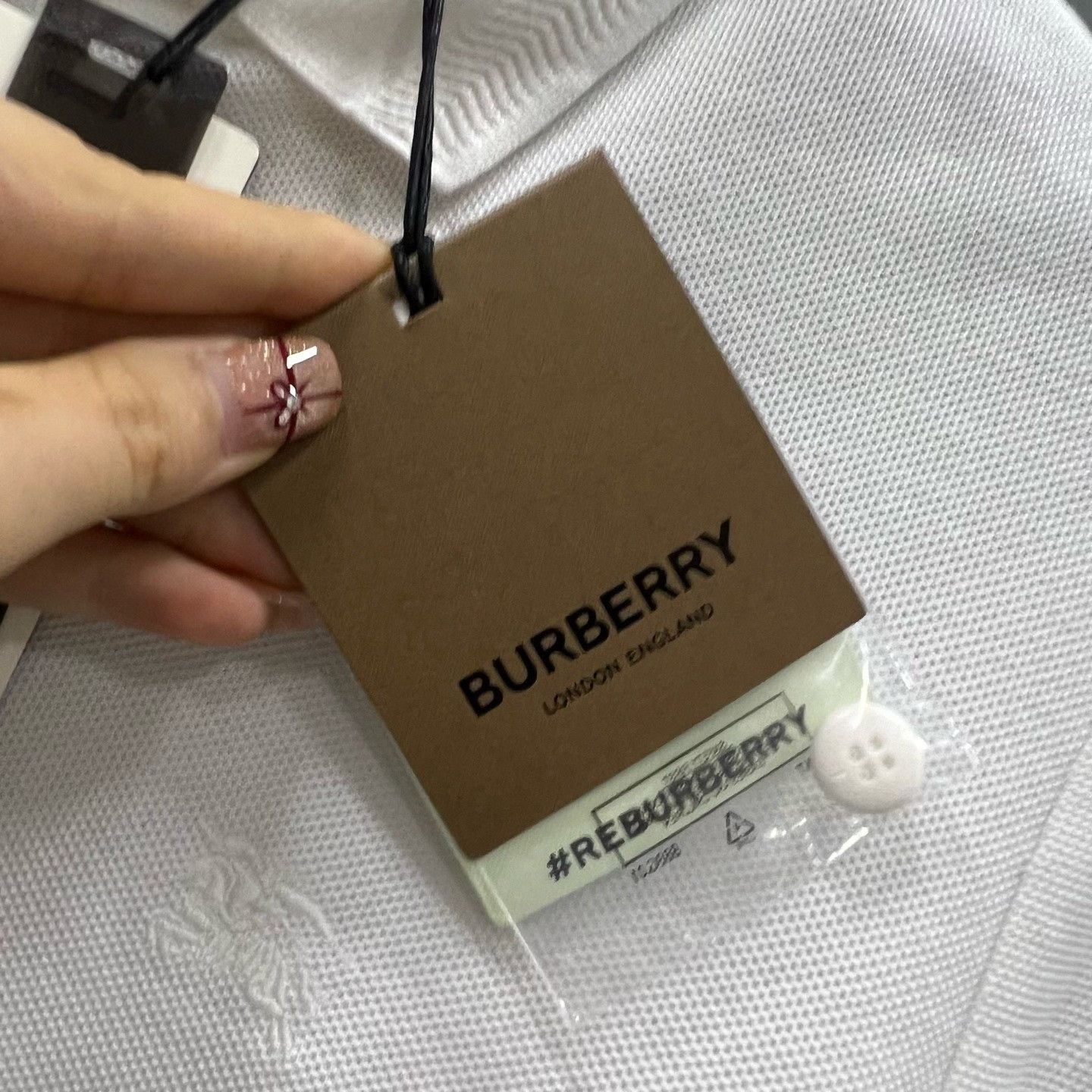 Burberry Burberry Embroidered White Polo xs Men Size US XS / EU 42 / 0 - 5 Thumbnail