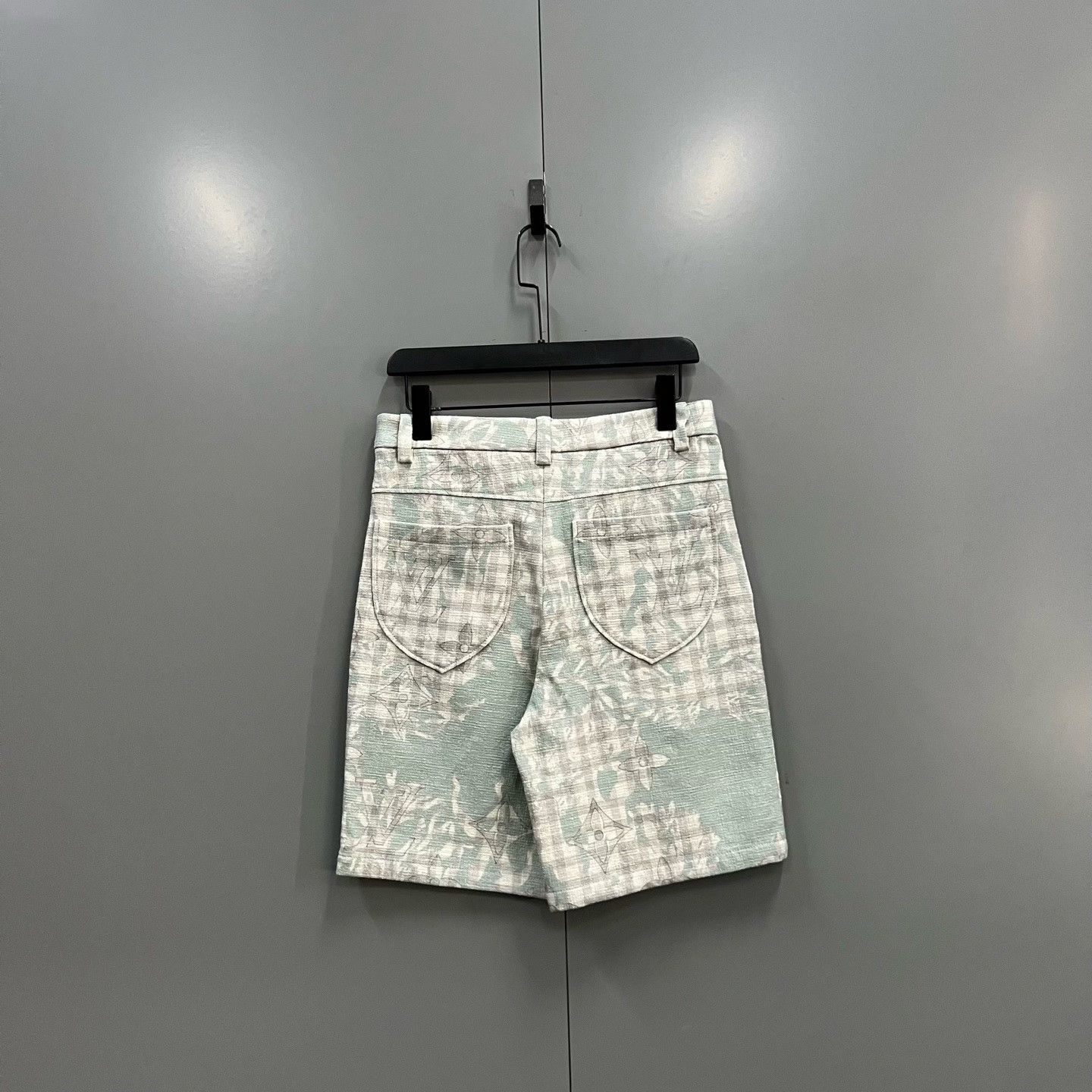 Louis Vuitton Louis Vuitton Retro Plaid Casual Pants 38 Men Size US 38 / EU 54 - 2 Thumbnail