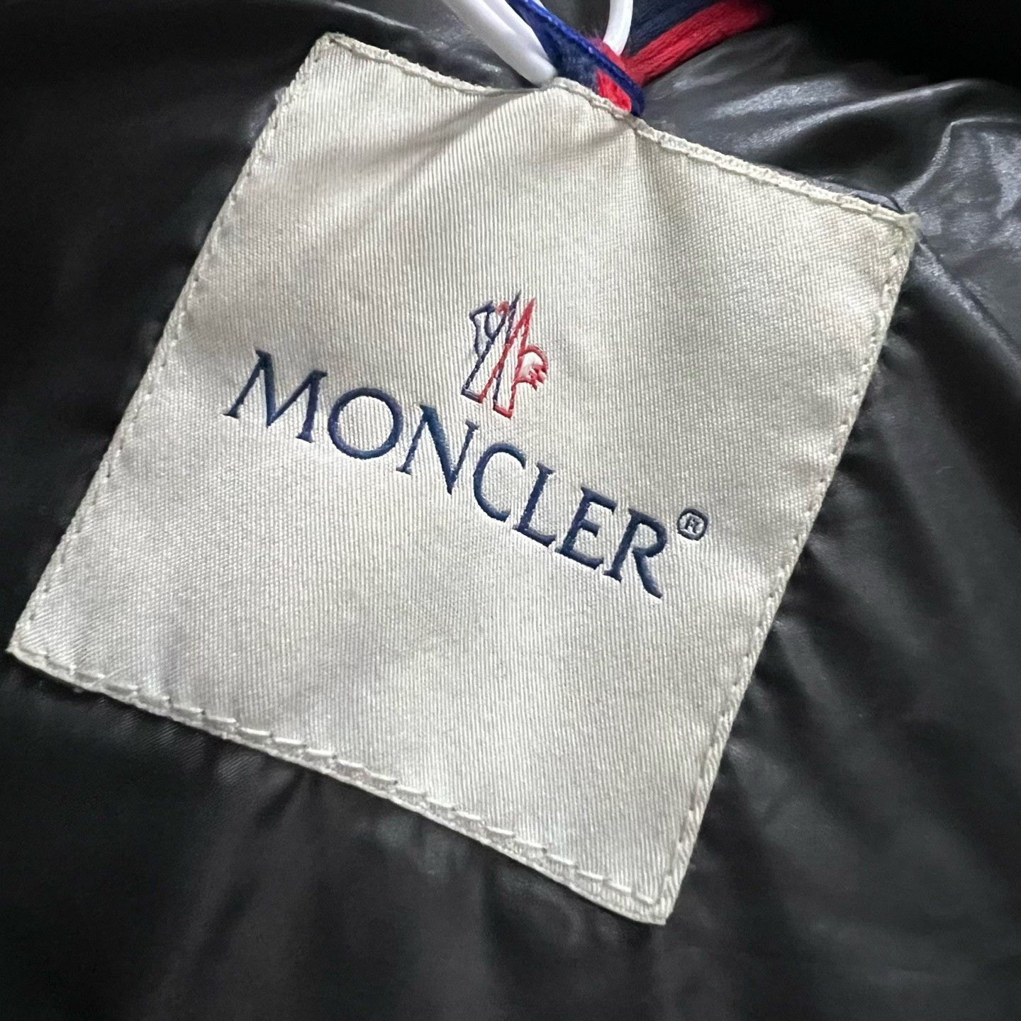 Moncler Moncler Down Black Vest xxs Men Size US XXS / EU 40 - 4 Thumbnail