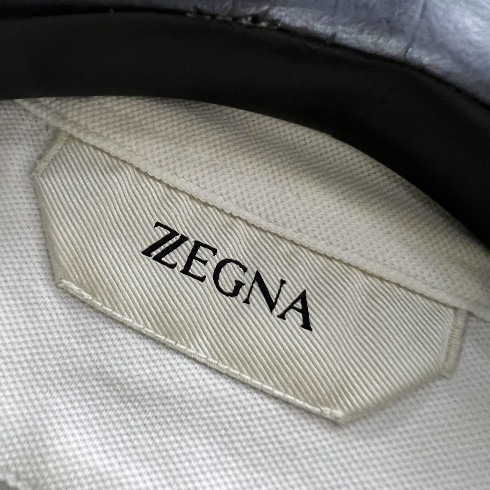 Ermenegildo Zegna Ermenegildo Zegna Retro Embroidered White Polo l Men Size US L / EU 52-54 / 3 - 2 Thumbnail