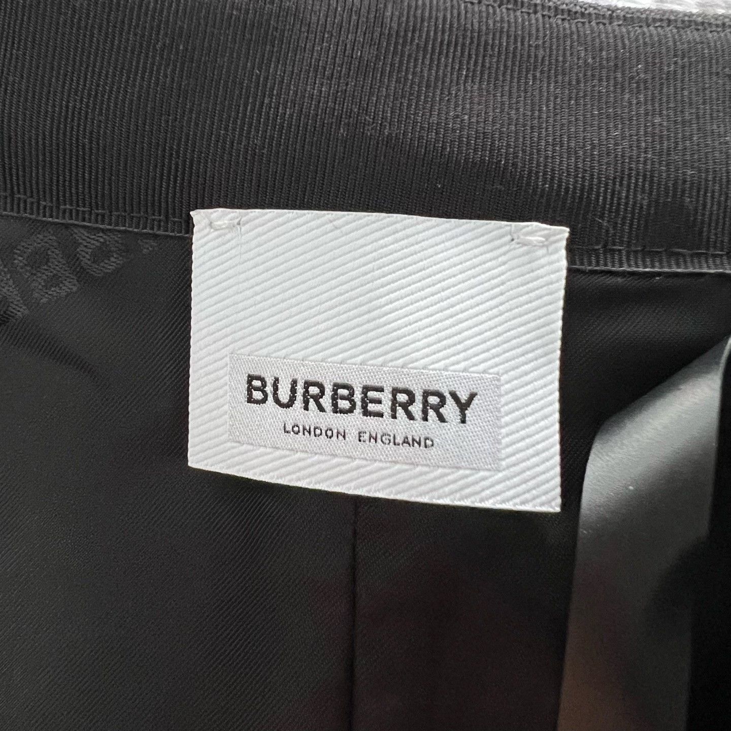 Burberry Burberry Black Skirt 38 Women Size 38" / US 16 / IT 52 - 3 Thumbnail