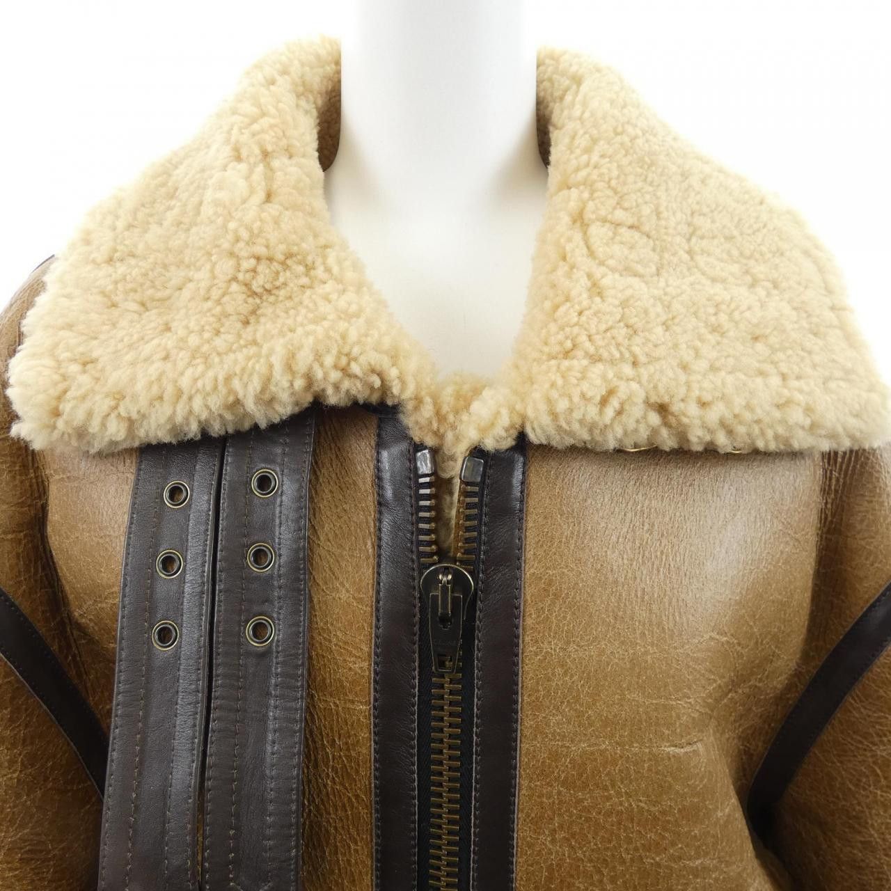 Celine Celine CELINE Shearling Jacket Fur Outerwear 2E453721G DUTY FREE for USA Size ONE SIZE - 5 Thumbnail