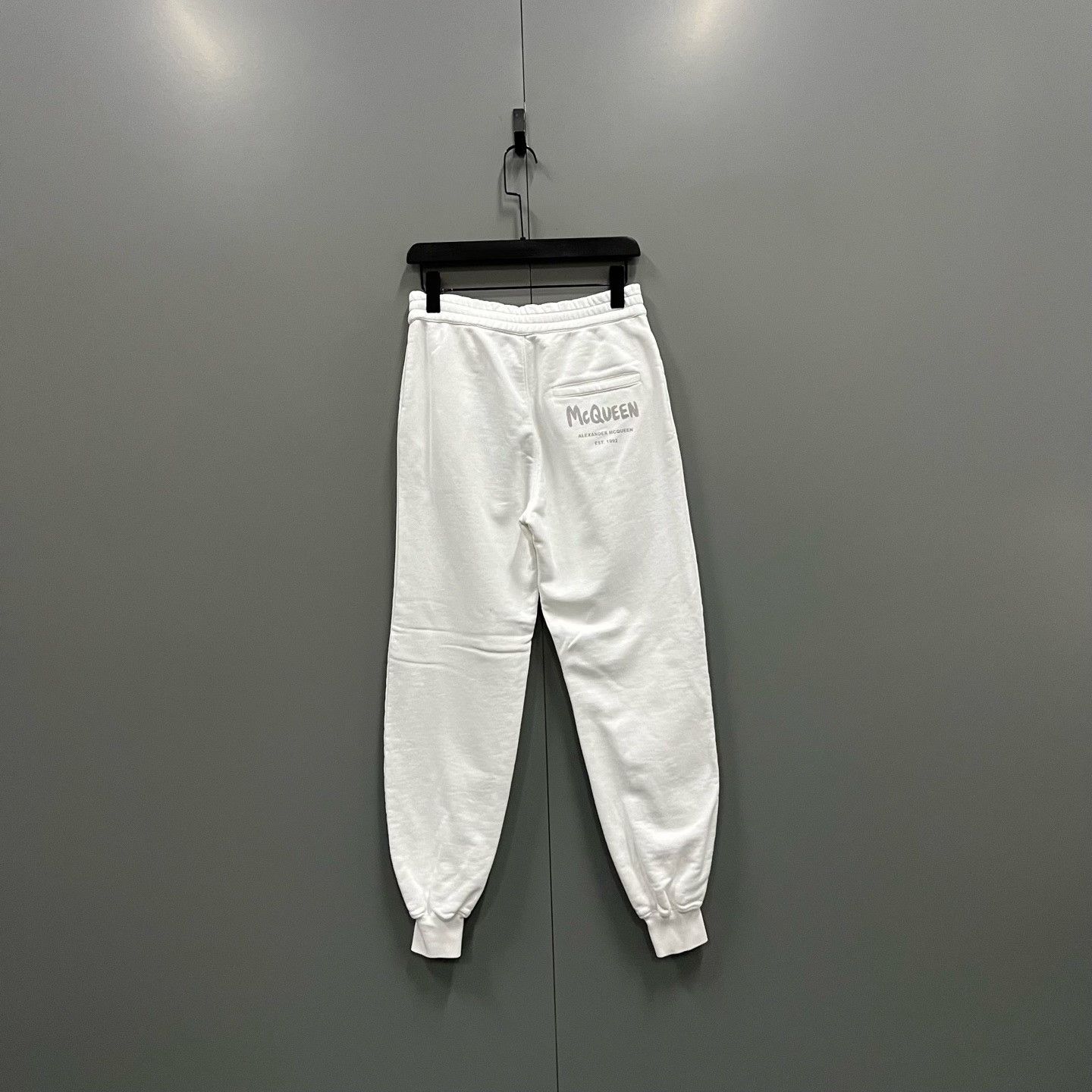 Alexander McQueen Alexander McQueen White Sweatpants 32 Men Size US 32 / EU 48 - 2 Thumbnail