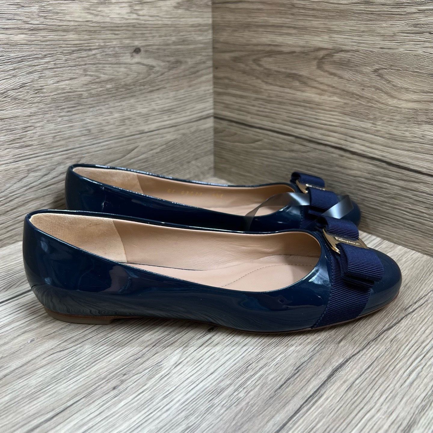 Salvatore Ferragamo Salvatore Ferragamo Blue Lowtop Sneakers us_6 Women Size US 6 / IT 36 - 3 Thumbnail